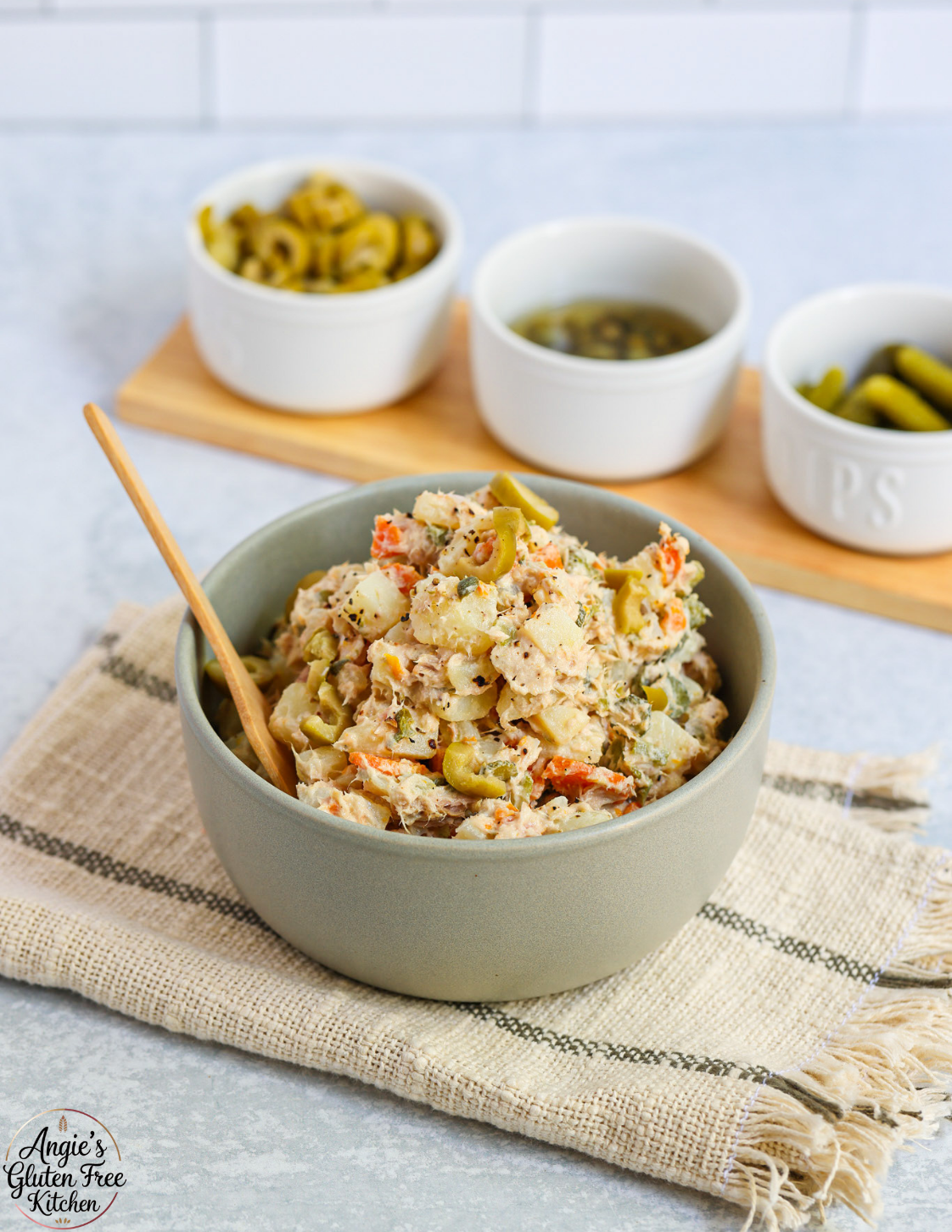 Cold Vegetable and Tuna Salad