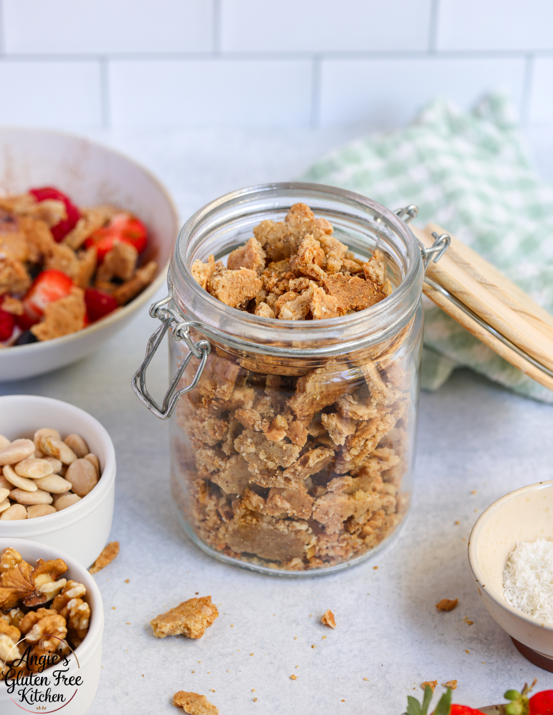 Low-Carb Granola
