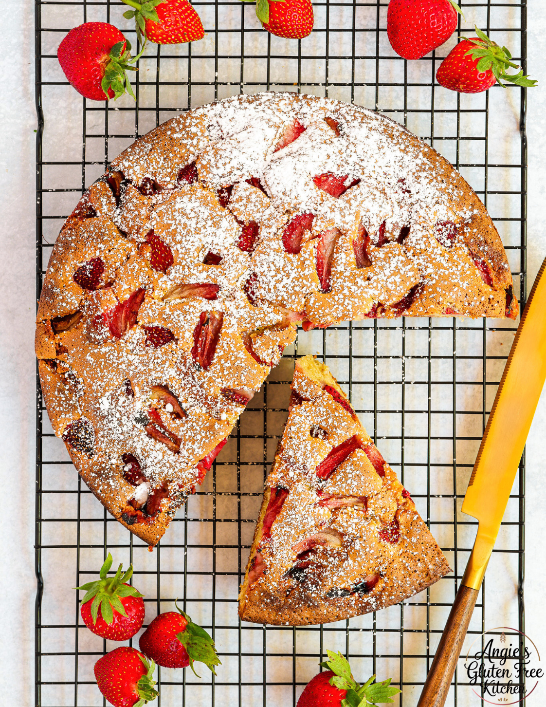 Easy Gluten Free Strawberry Cake