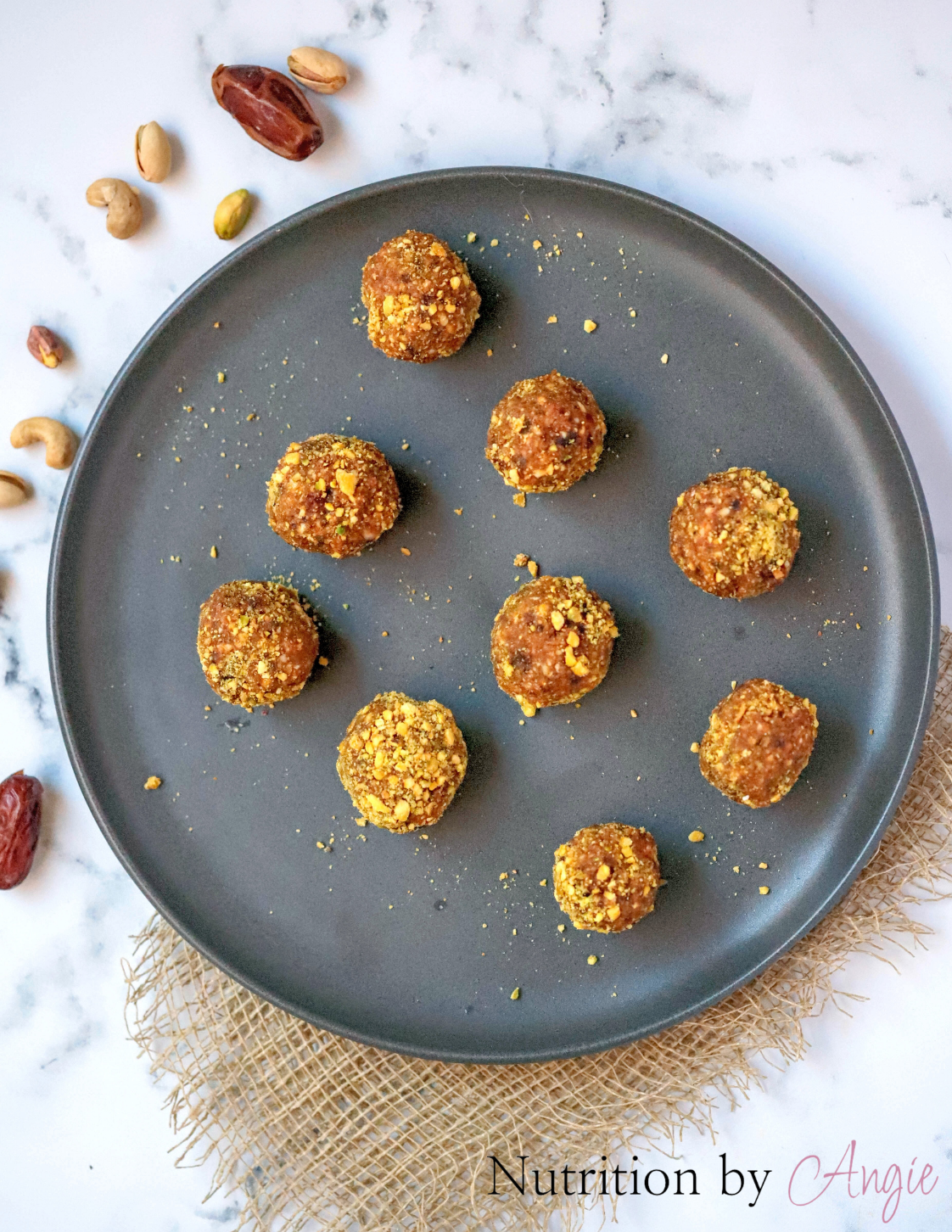 Pumpkin Pistachio Energy Balls