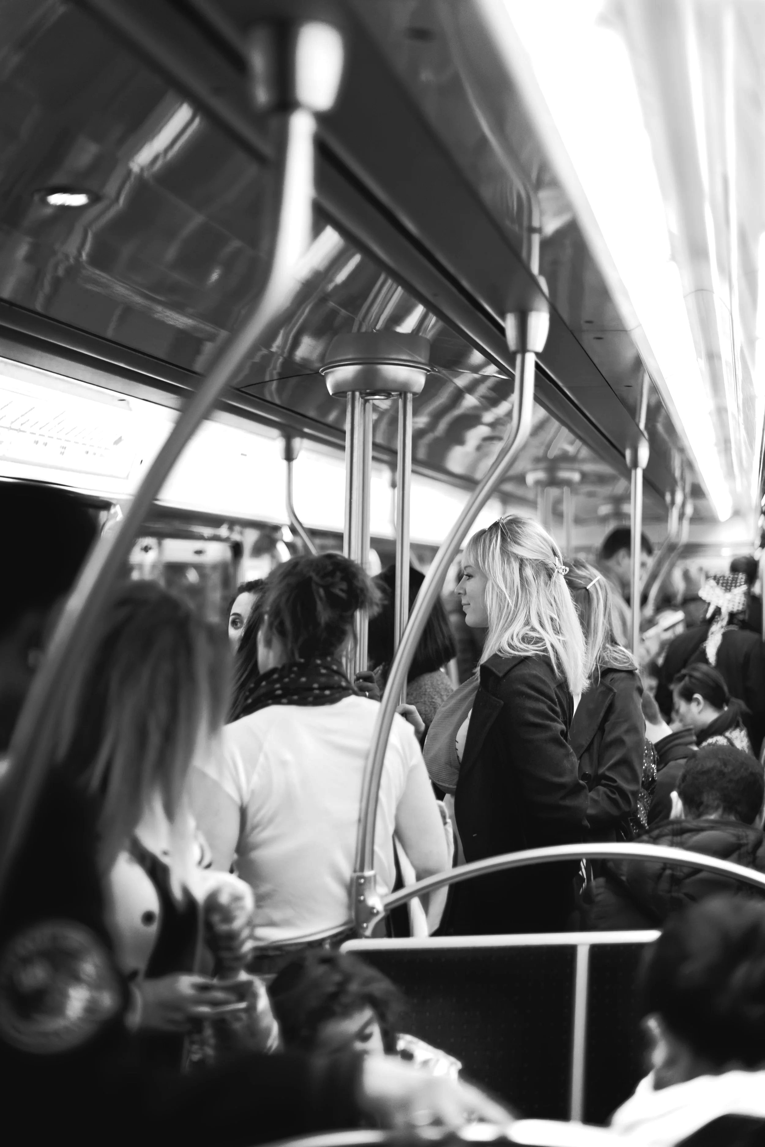 Métro ligne 03 , Paris, France | 2025