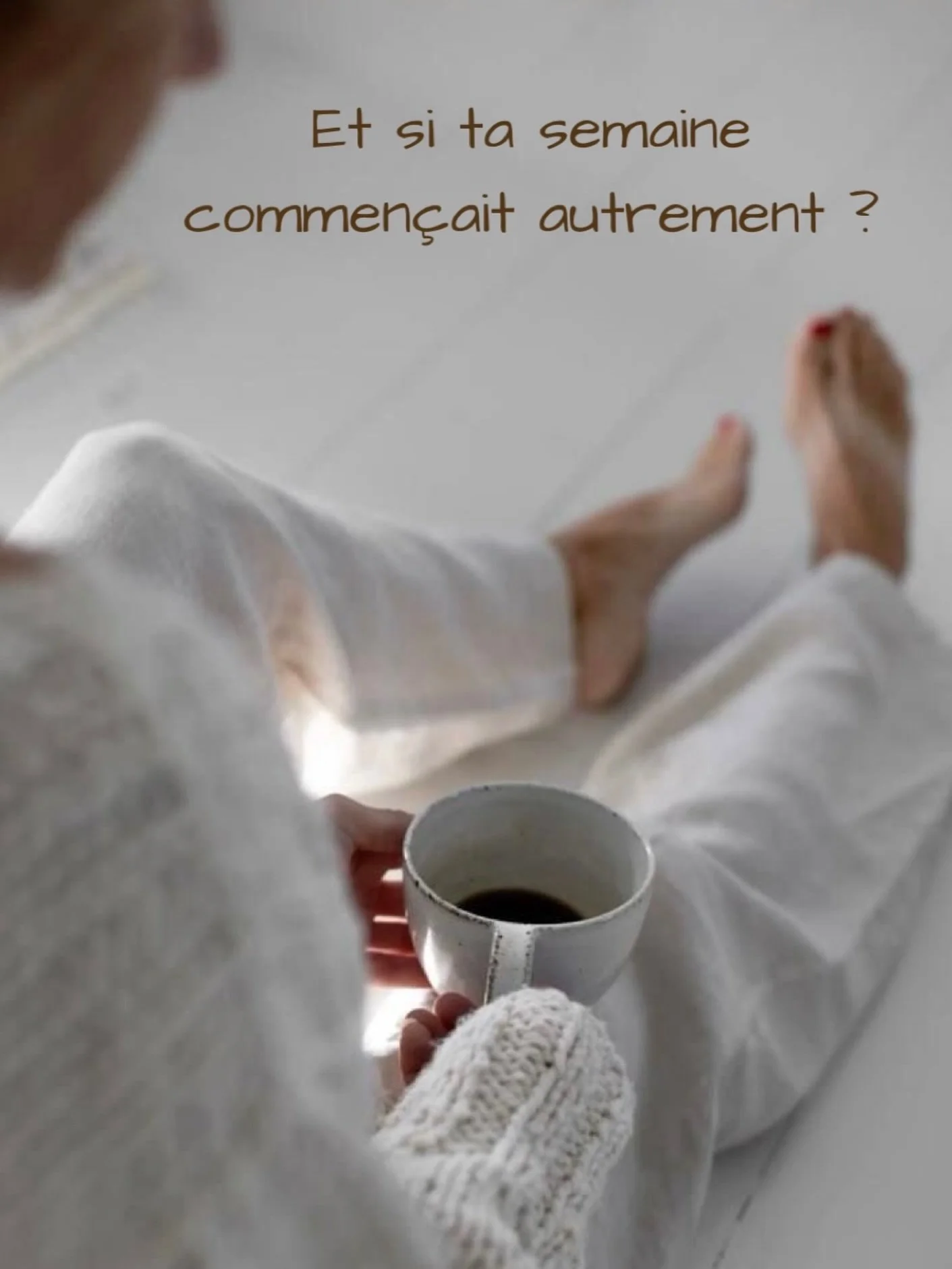 Et si ta semaine commen&ccedil;ait autrement ?

Pas dans la course.
Pas dans la tension.
Mais dans l&rsquo;alignement.

Chaque lundi matin, je propose un soin &eacute;nerg&eacute;tique &agrave; distance, pens&eacute; comme un petit rituel pour :

&bu