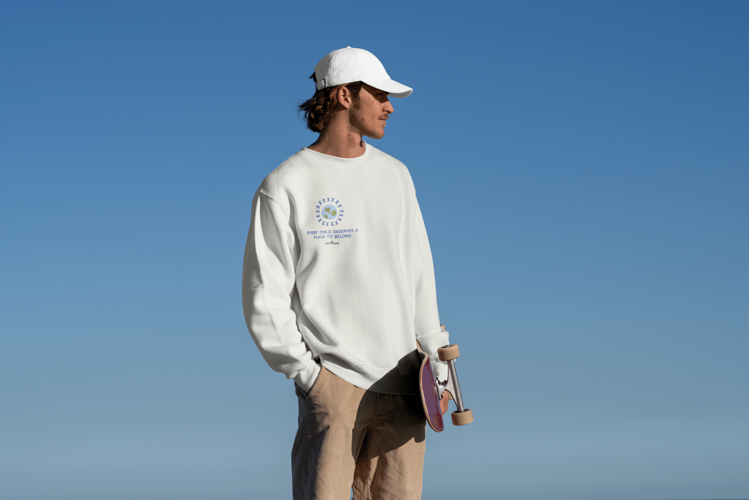 Sweatshirt 3 smaller size .png