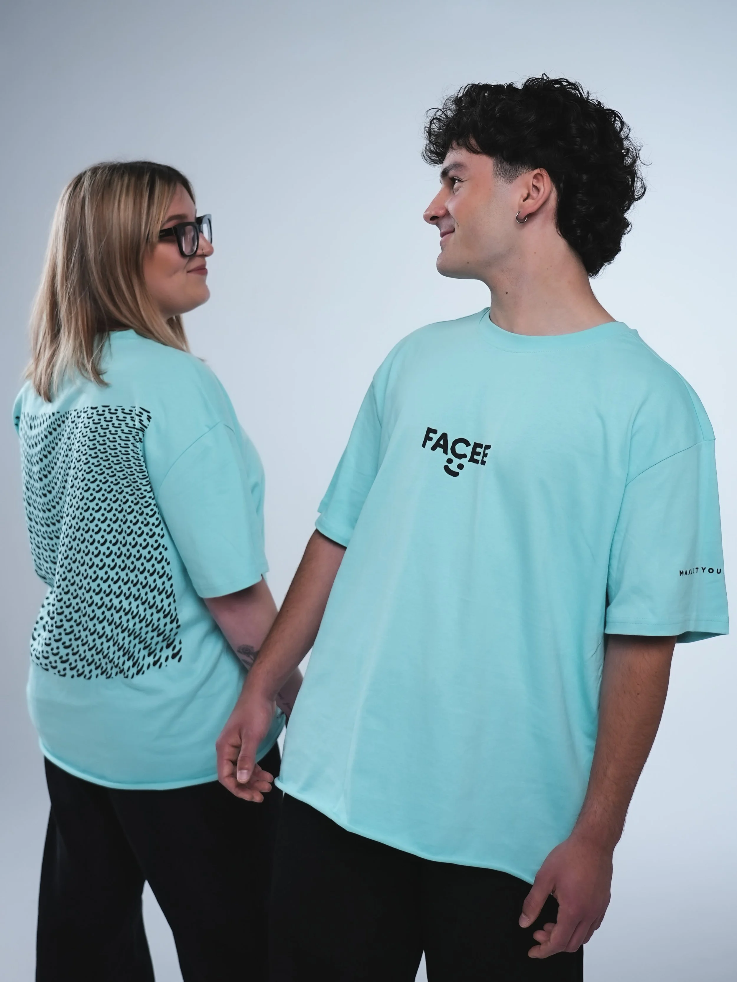 WAWE, la prima grafica creata.