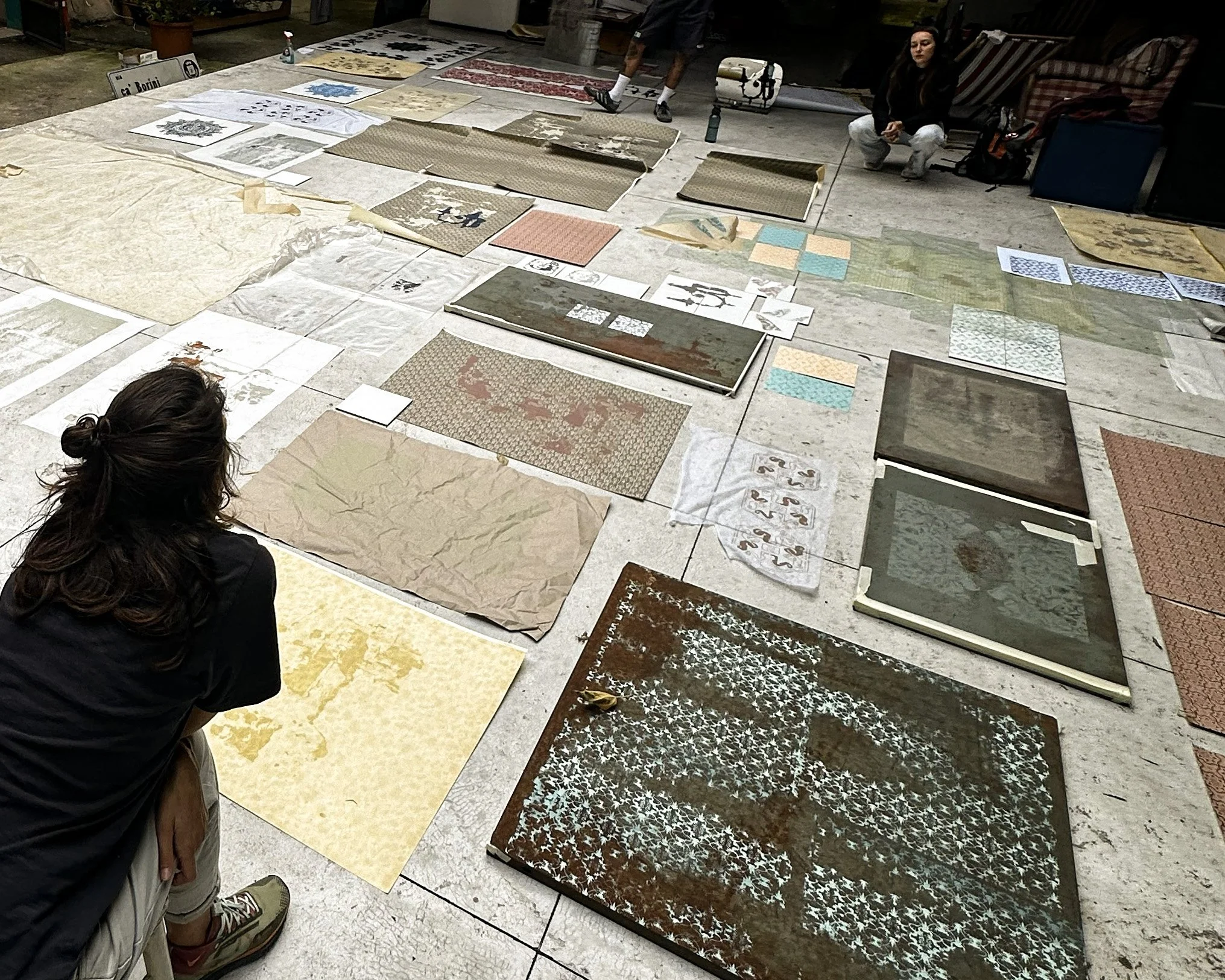 Sperimentazione di stampa su differenti superfici.