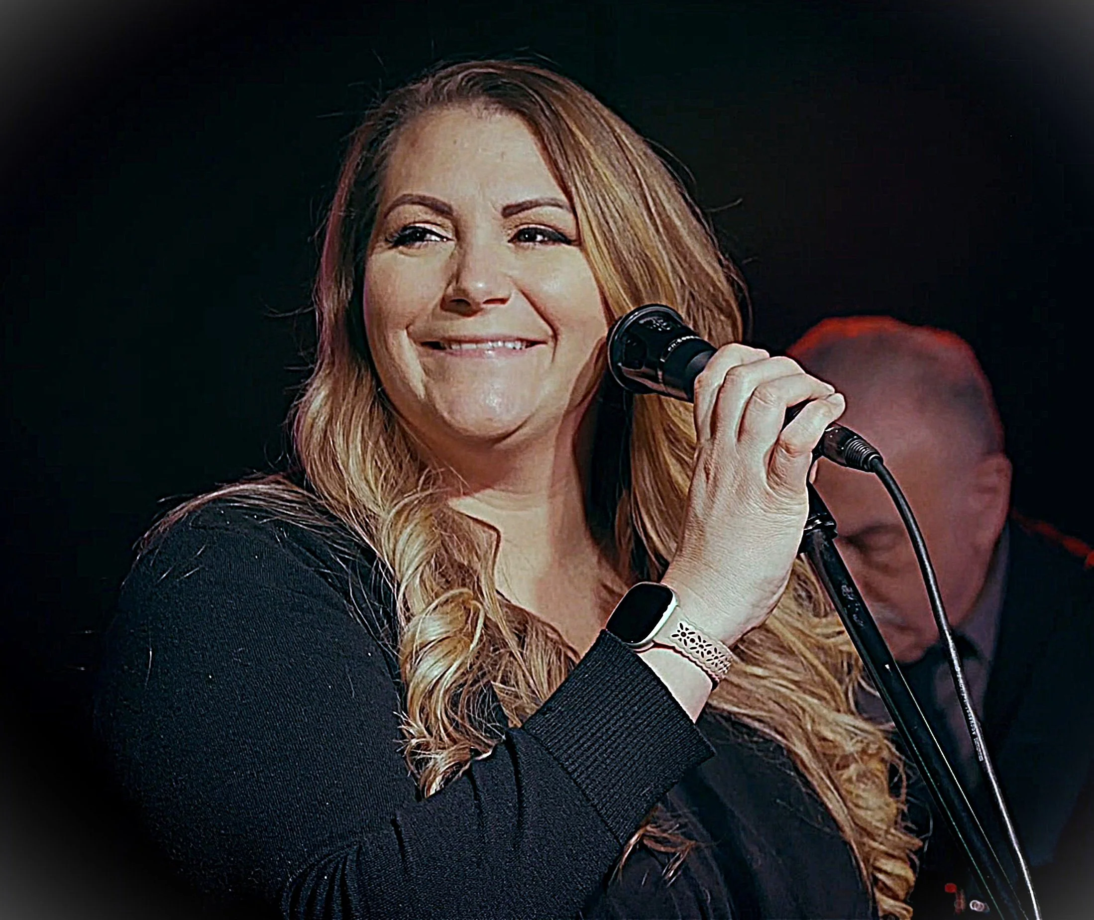 Evyn Barry-lead vocals