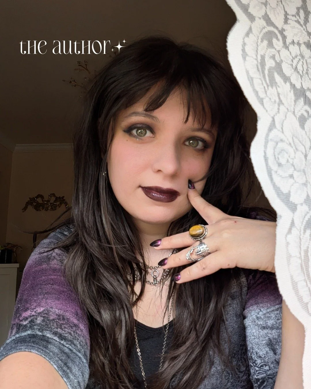 i've got some new faces around here, so here's a little about me! 🌞

1) I'm a cancer sun, aquarius moon....ive yet to determine whether this is a good thing or a curse

2) I have three cats - Digits, Dr. Pepper, and Luna ❤️ My book, House of Hearts,