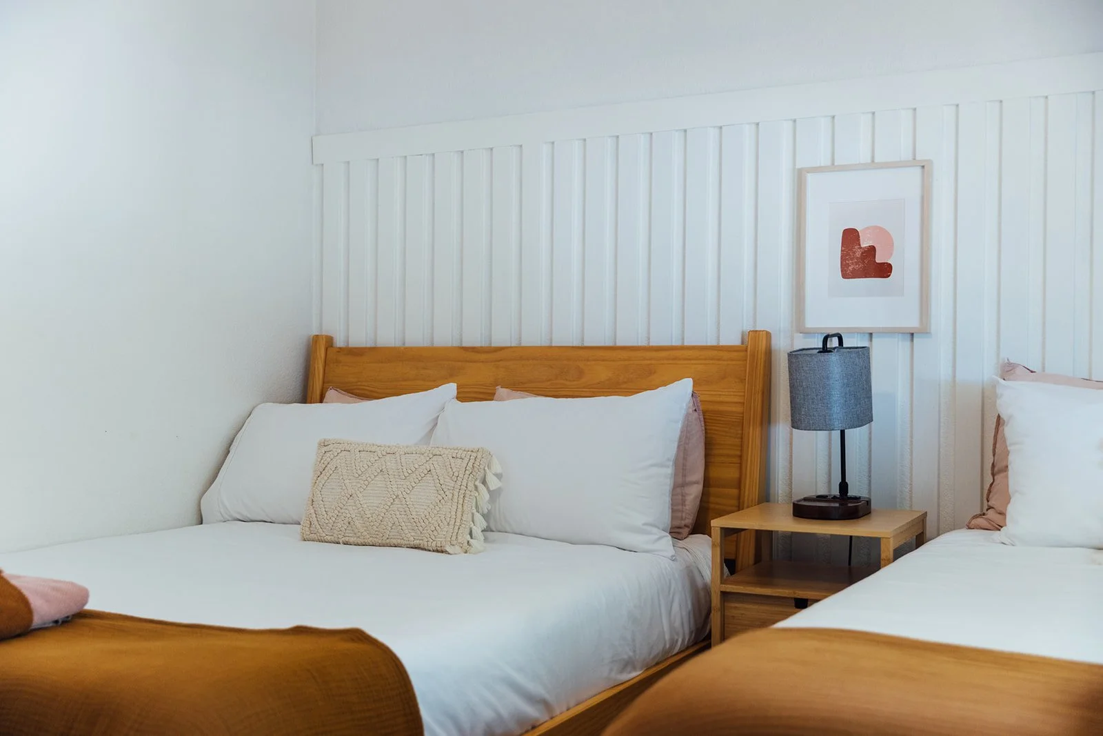 Bedroom3_005.jpg