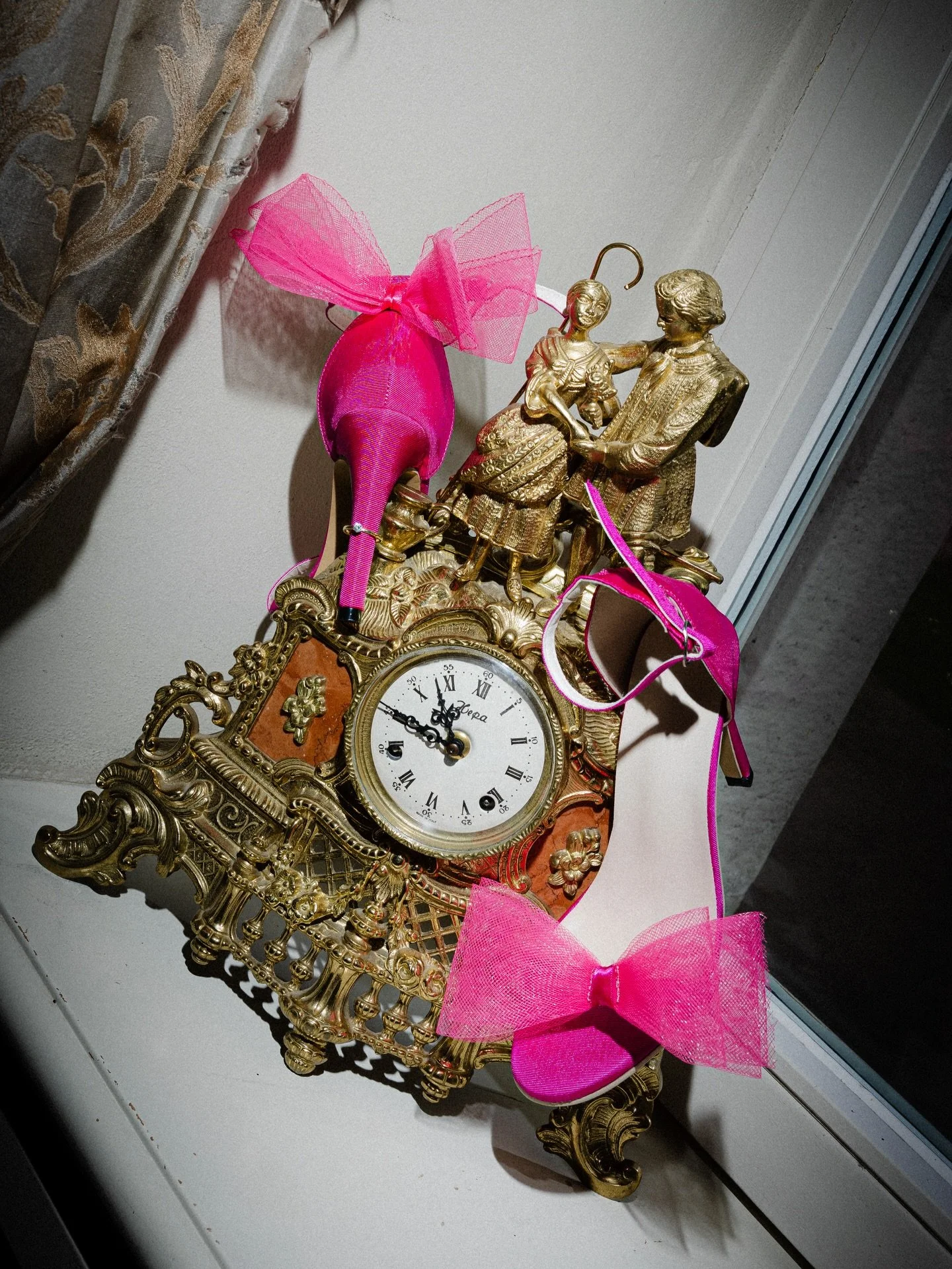 Time, but make it pink. 💗
.
.
.
Workshop: @hochzeitsprofis_akademie 
Fotografendozenten: @rockstein.fotografie