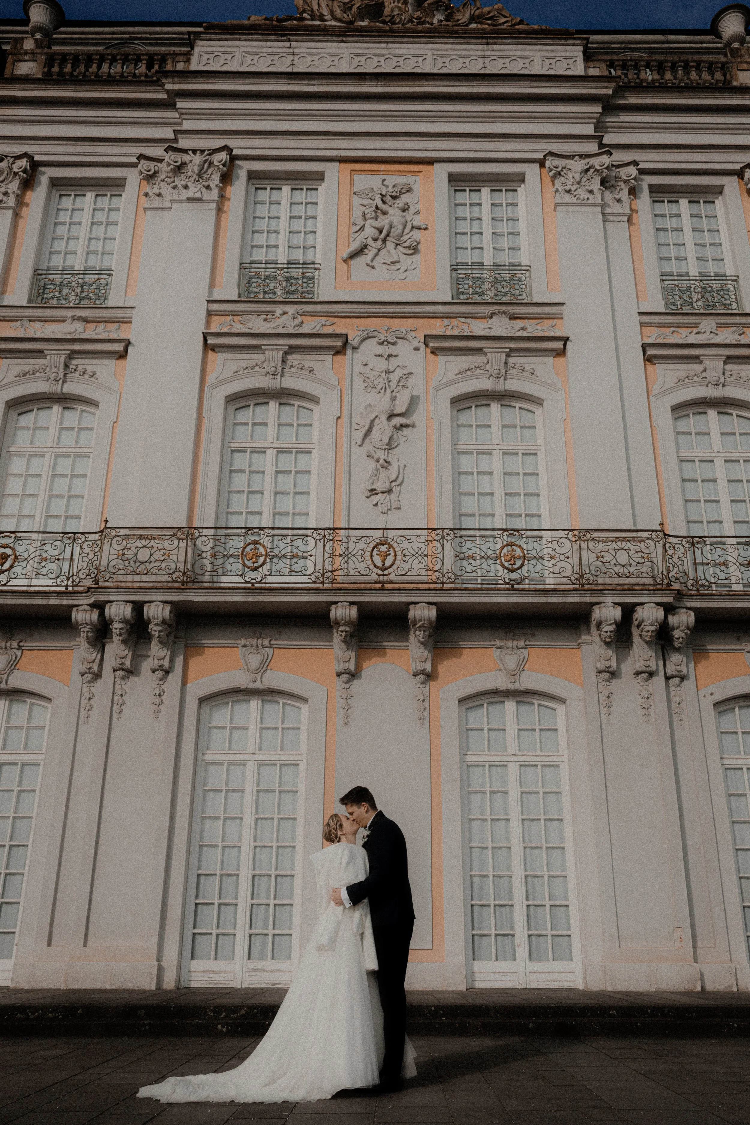 Lisa & Philipp Standesamt by AM-140.jpg