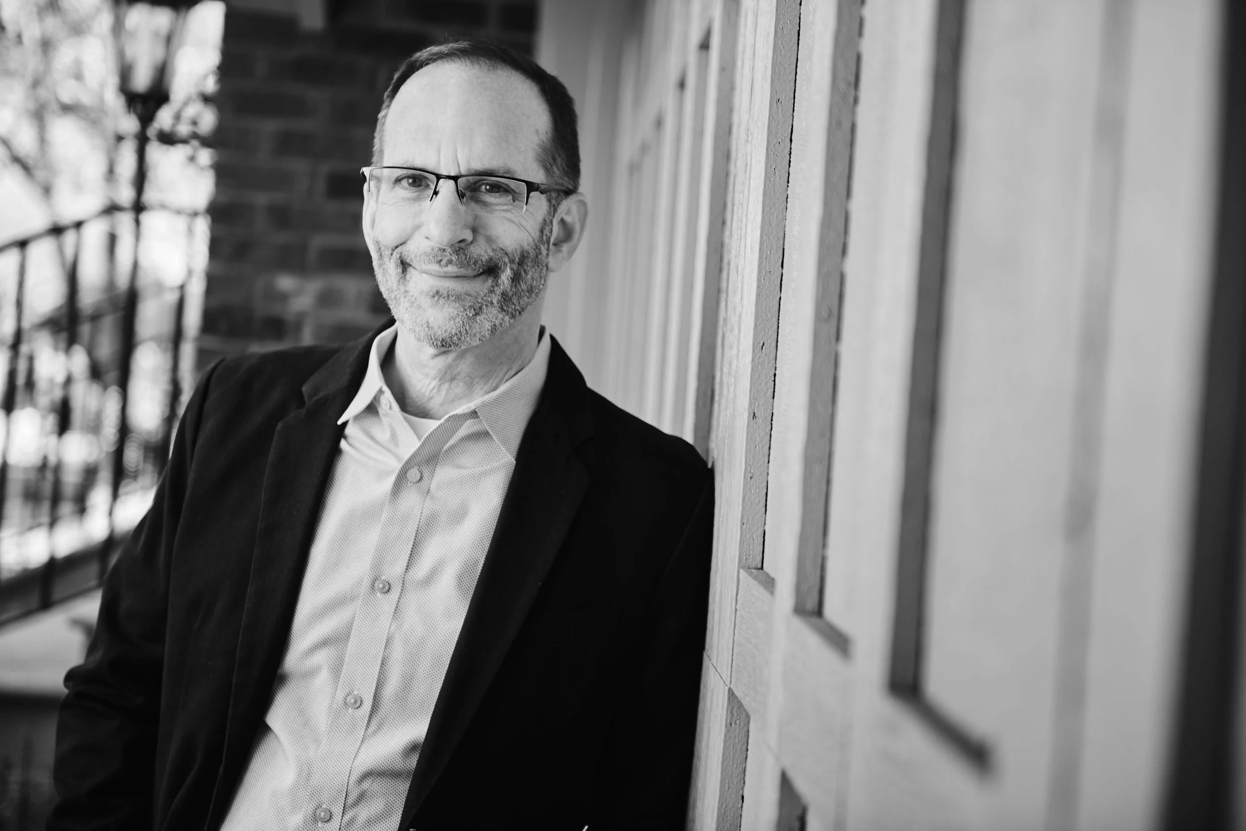 professional real estate agent headshots rockville.jpg