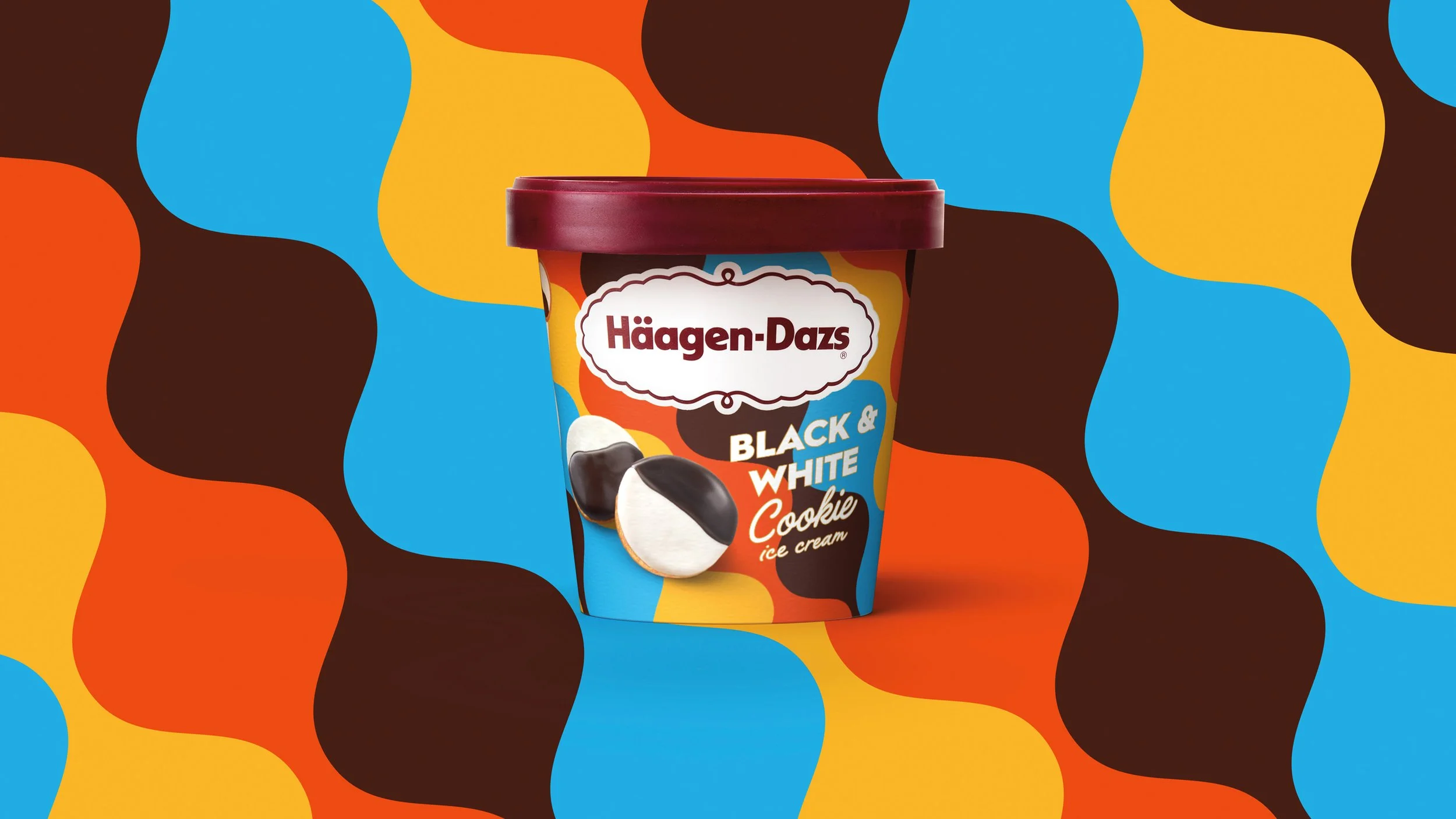 2_sara-remington-ice-cream-haagen-dazs_HDStreetSweets_PintRender_BWC_Hero_web.jpg