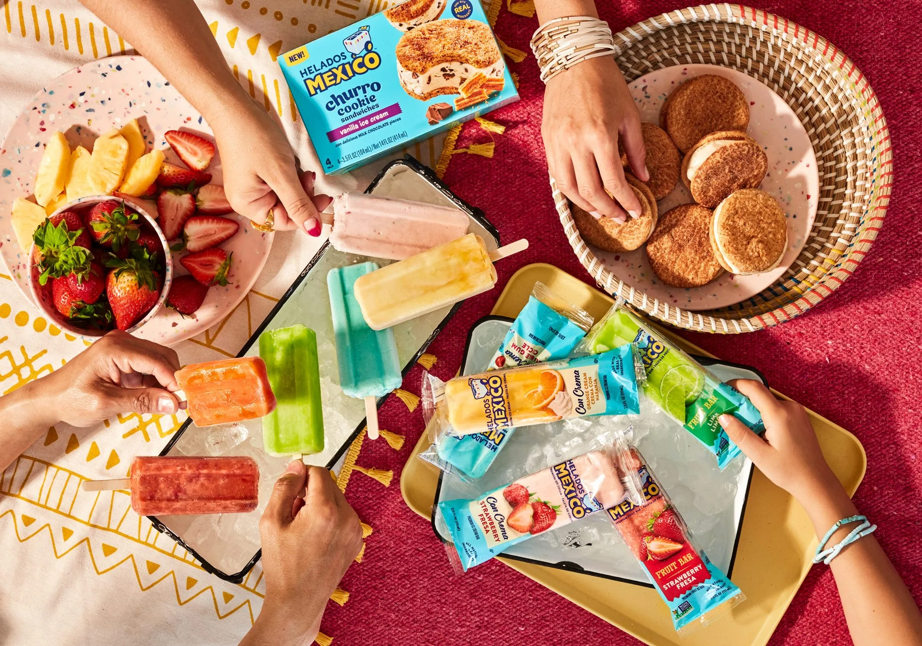 HM-Paletas-Churros_TabletopHands_04566_web_CROP.jpg