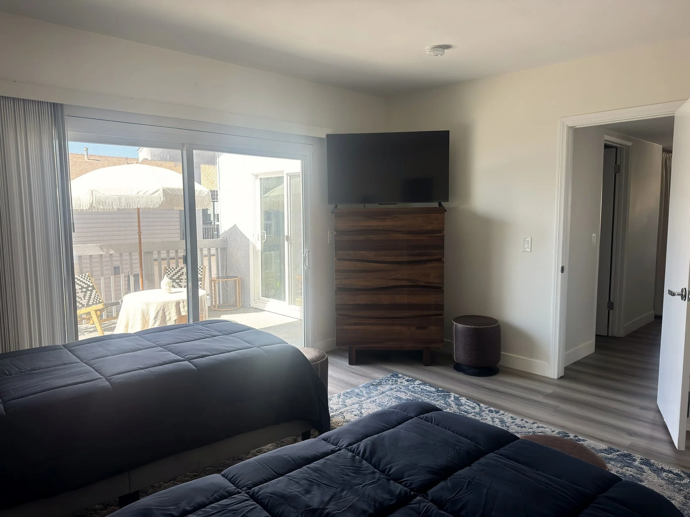 6-shared-room.jpg