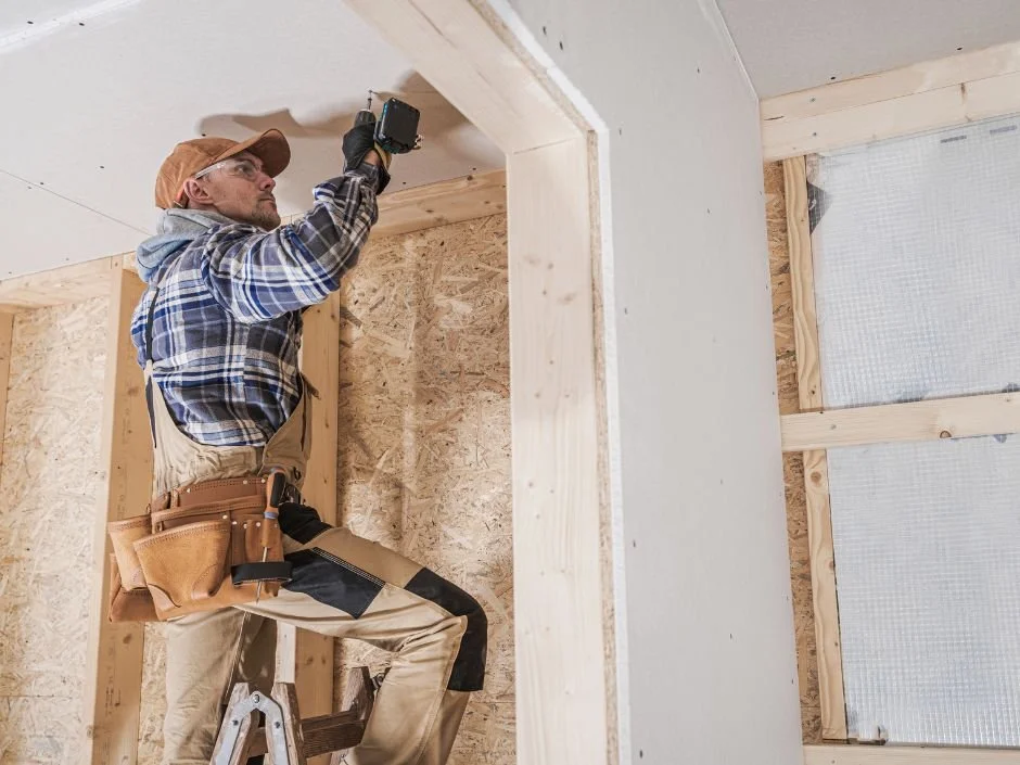 Shop Rate vs. Take Home Rate: How Contractors in Alberta can Keep More Money in their Pockets