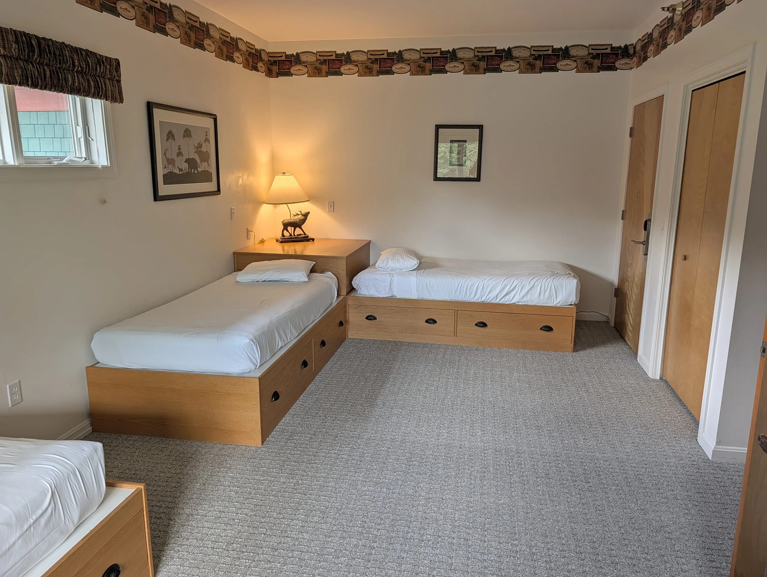 2nd Bedroom. 4 Twin size beds