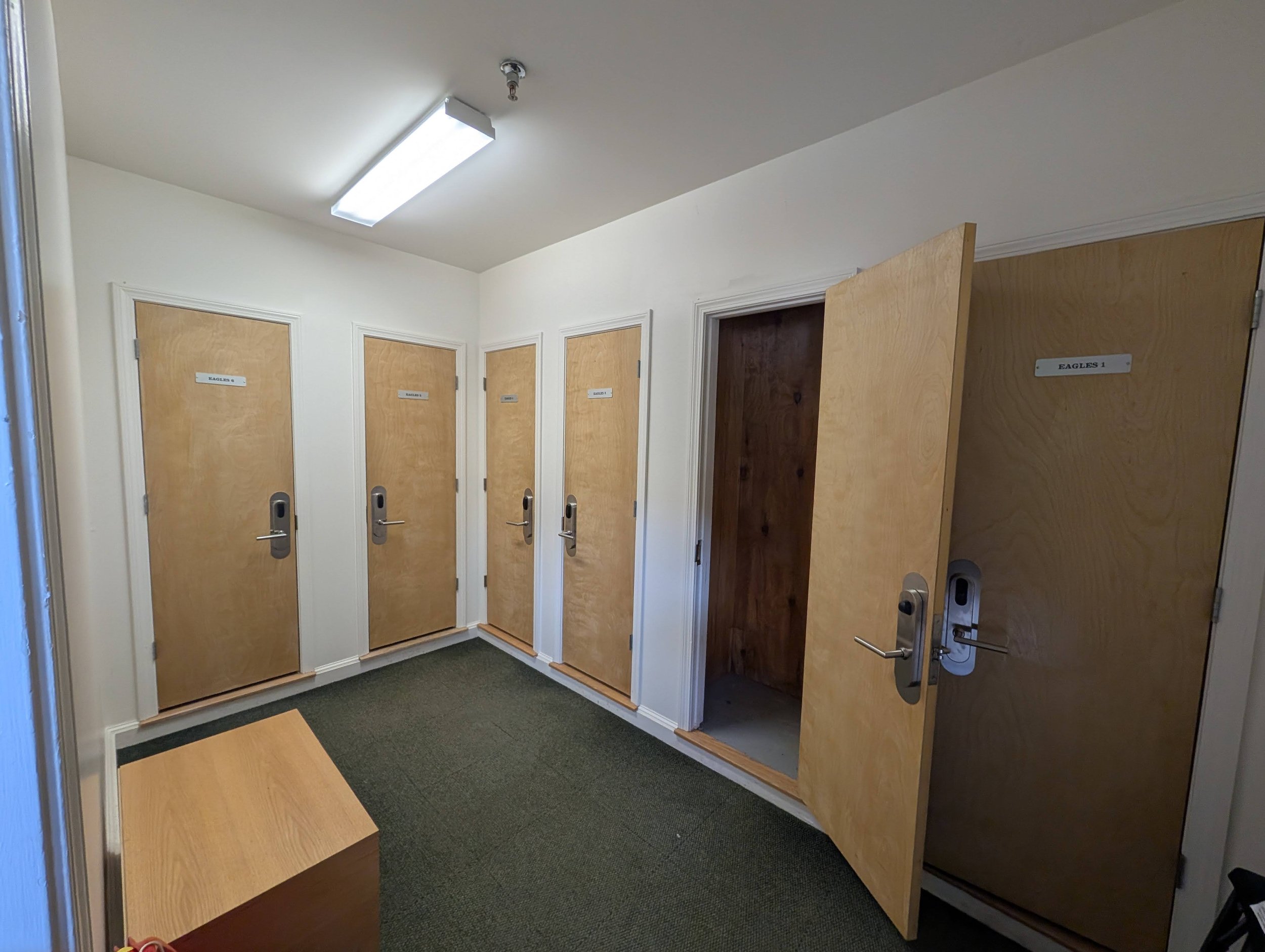 Ski lockers near front door