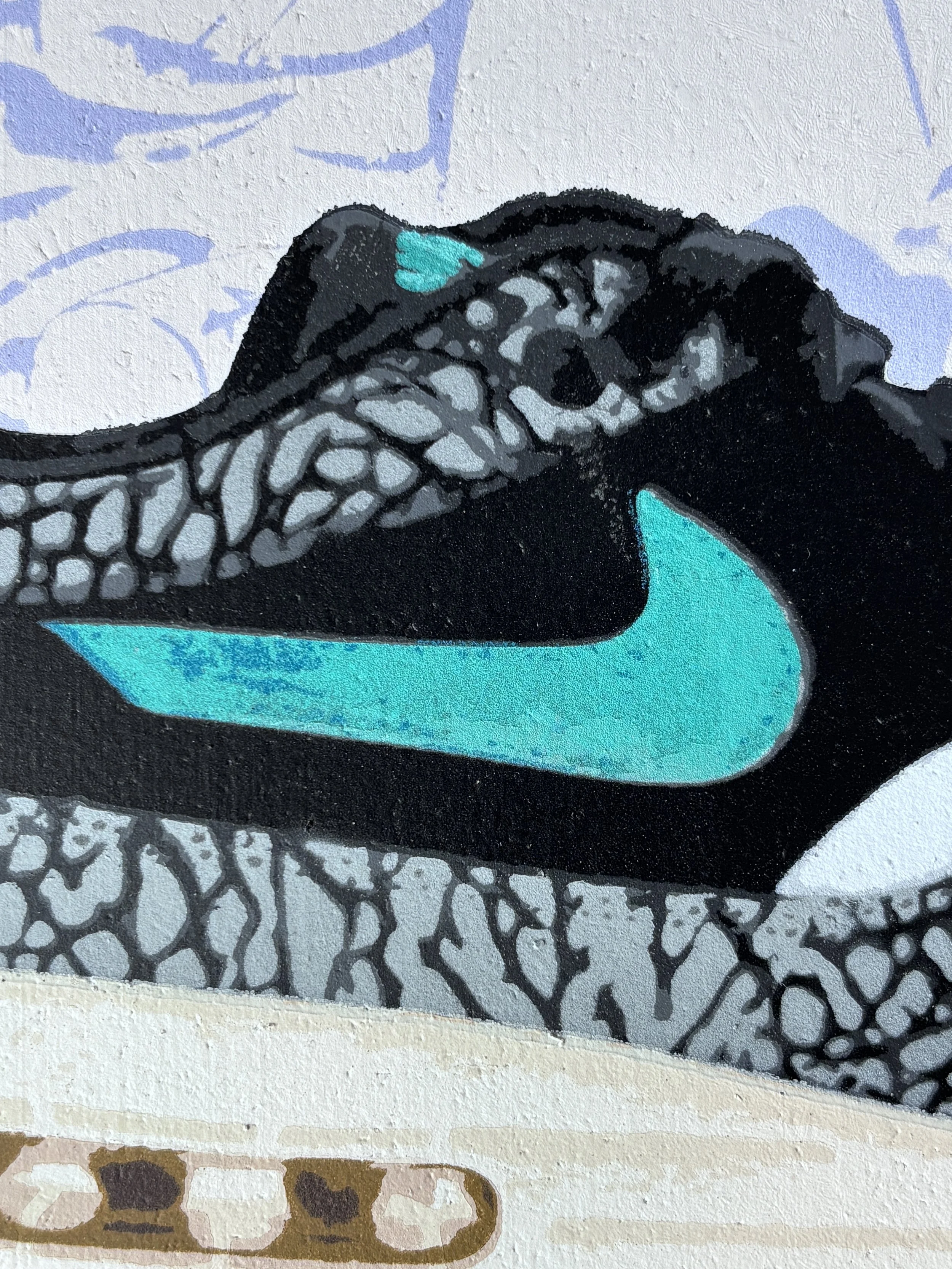 mid shoe close atmos.jpg