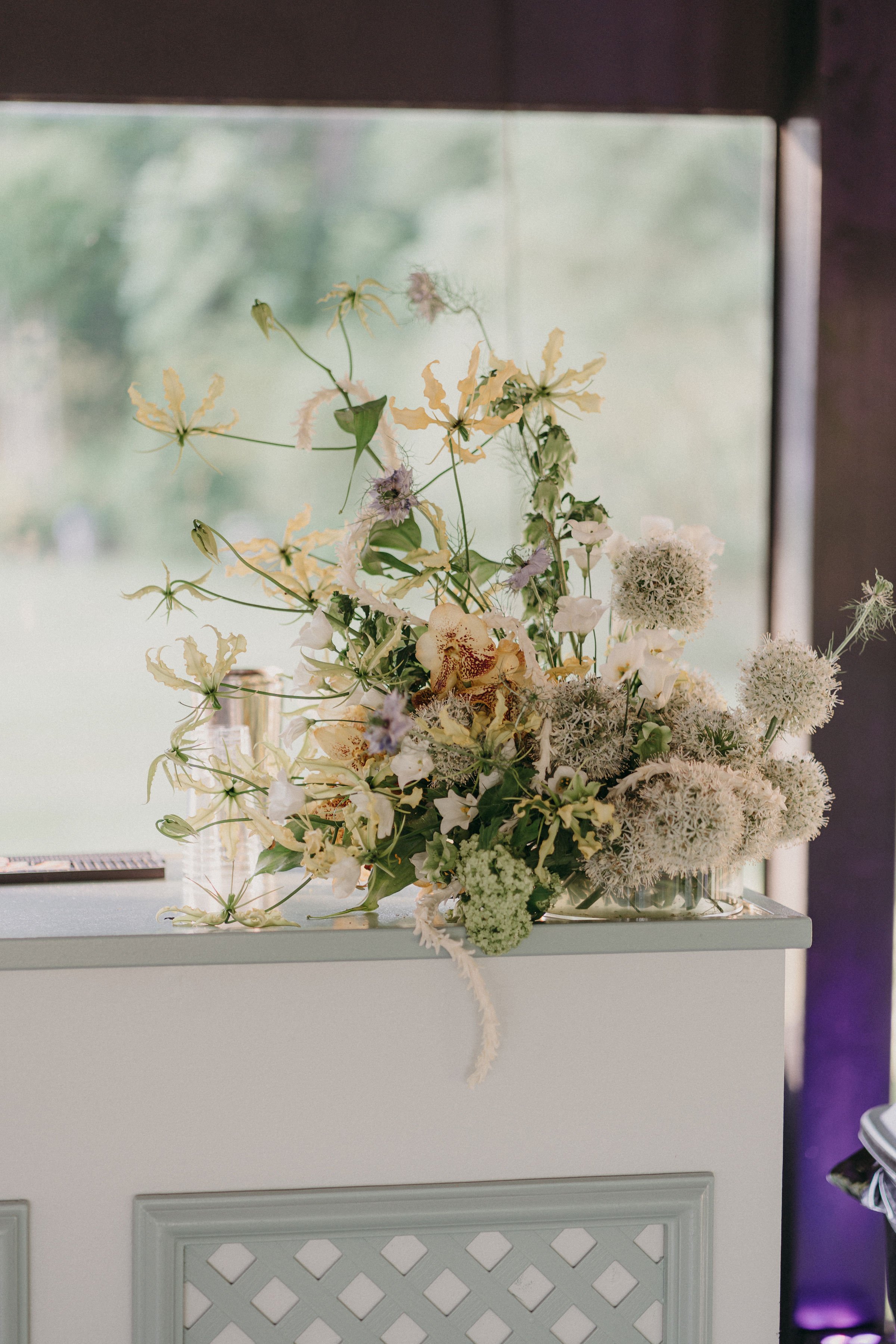 wedding-flowers-bar-design-delaware.jpg