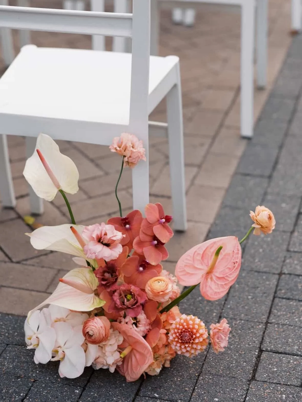 delaware-wedding-ceremony-aisle-flowers.JPG
