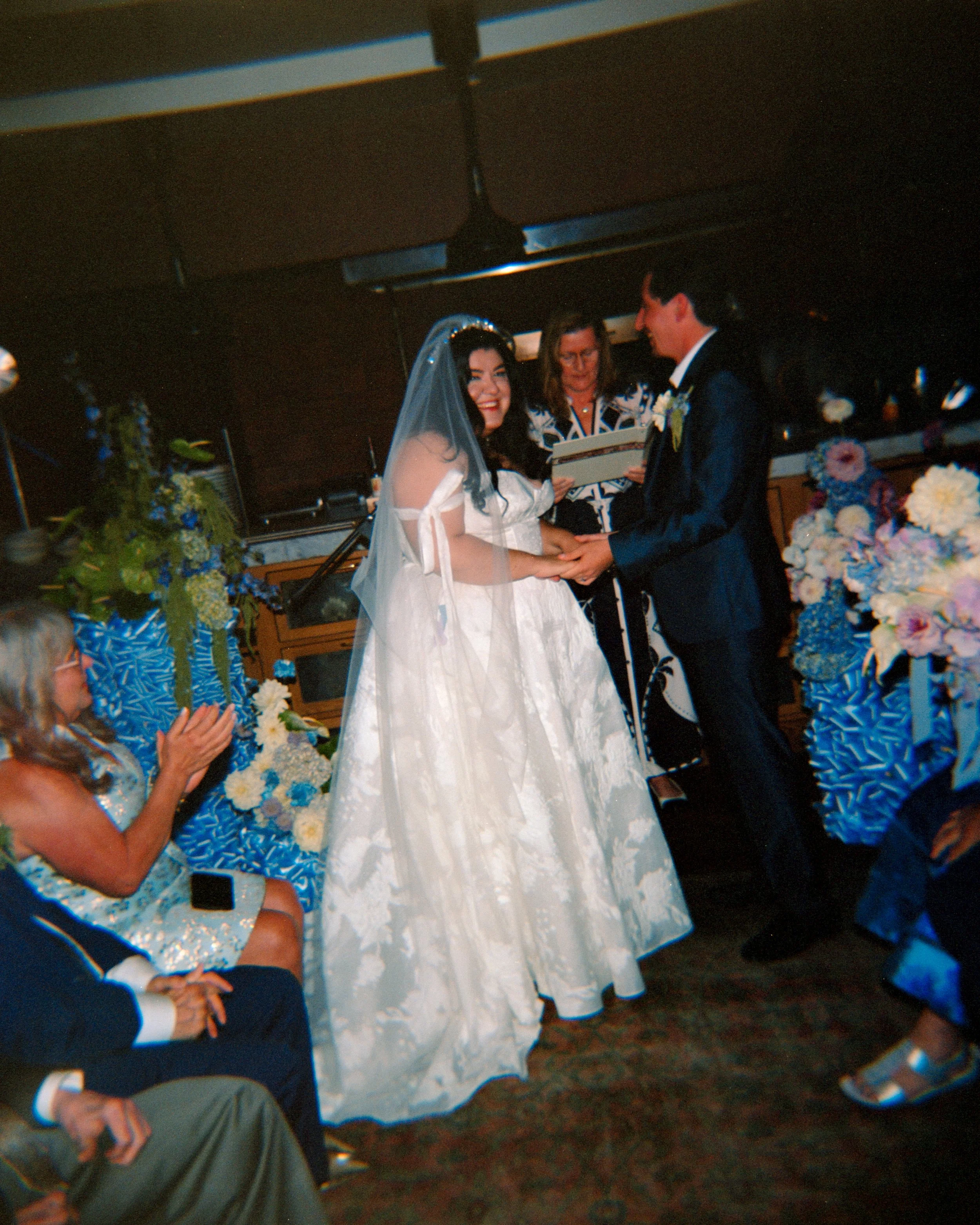 wilmington-hotel-wedding-couple.jpg