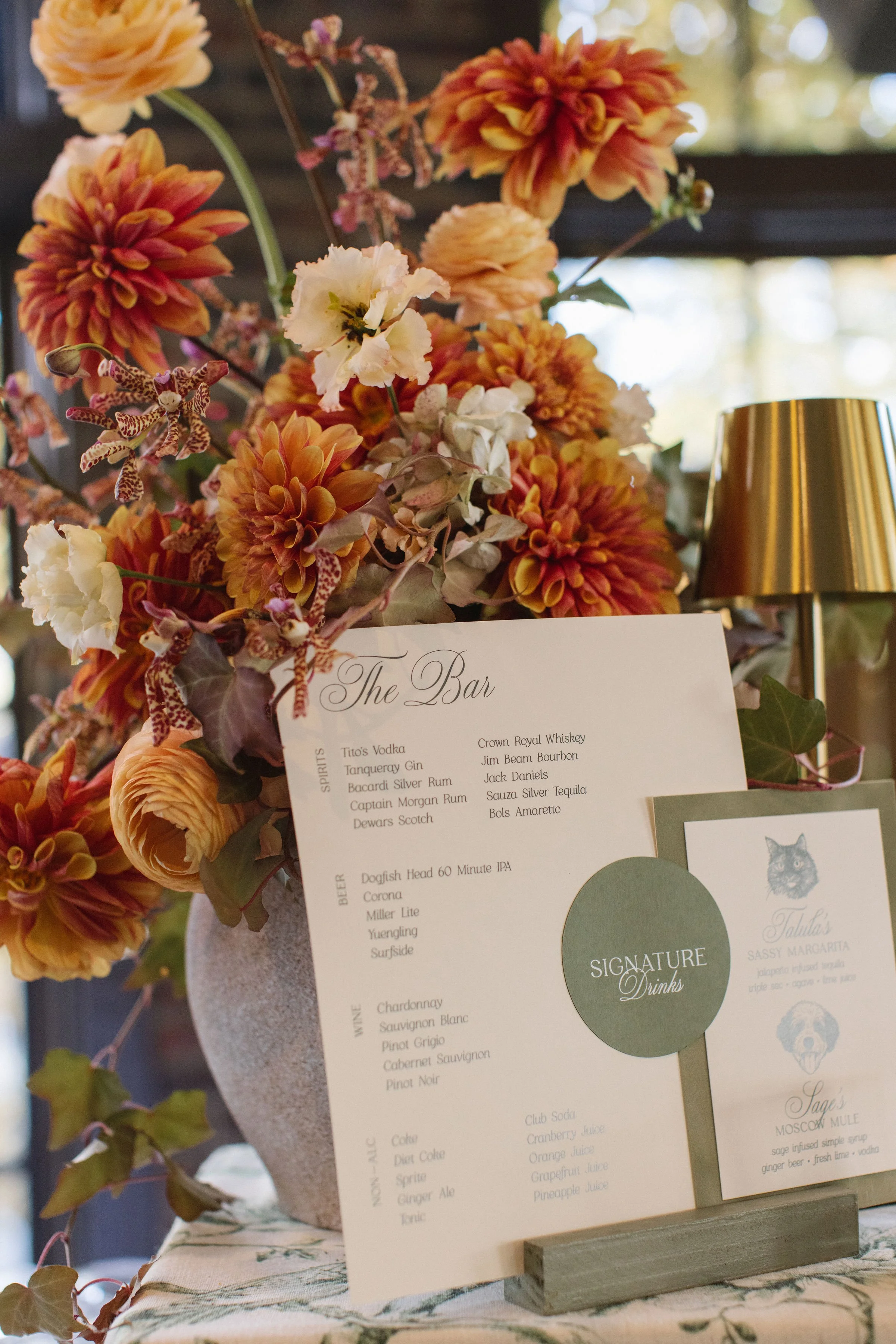 wedding-bar-flowers-detail.jpg