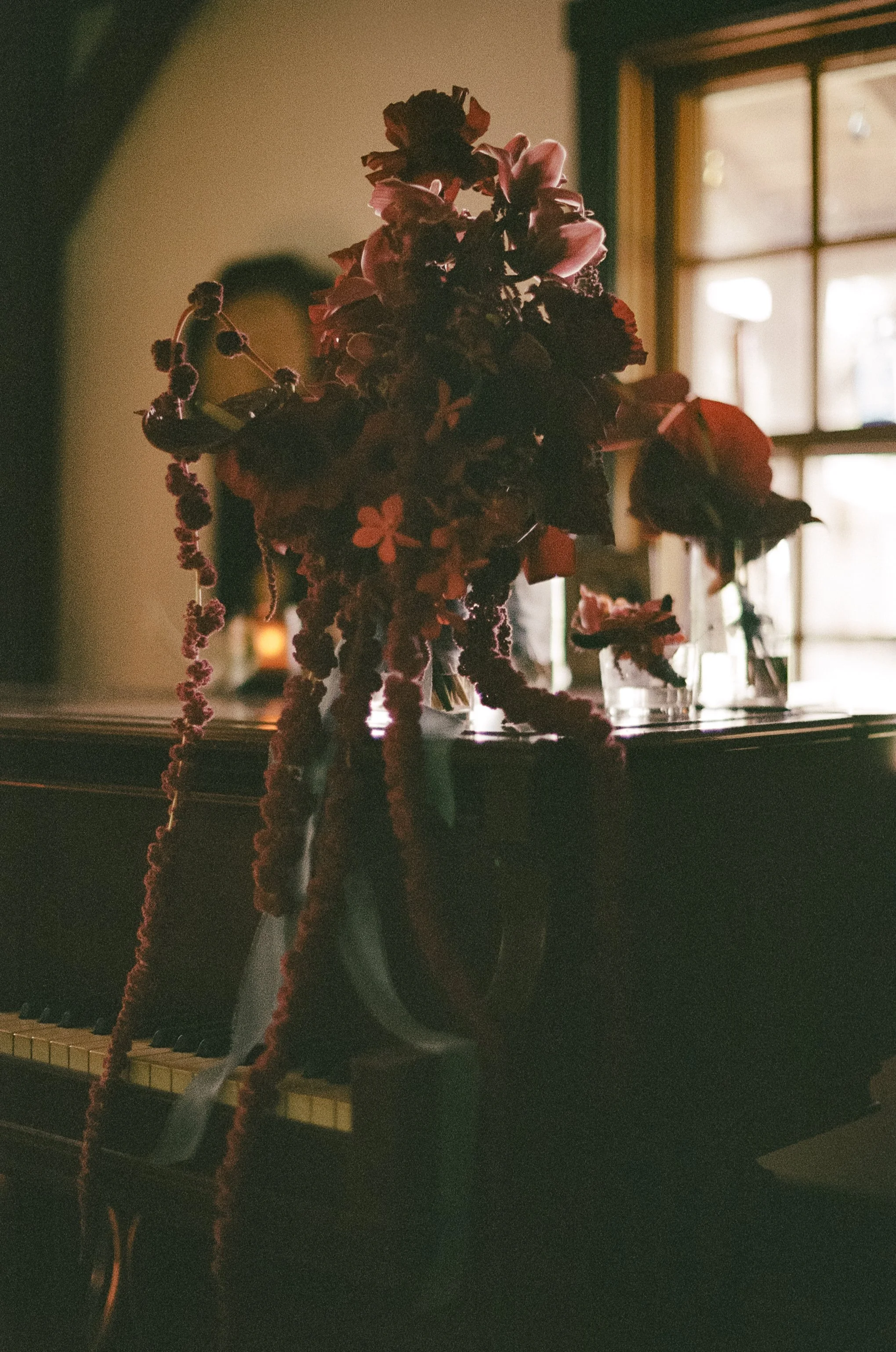 delaware-bridal-bouquet-piano.jpg