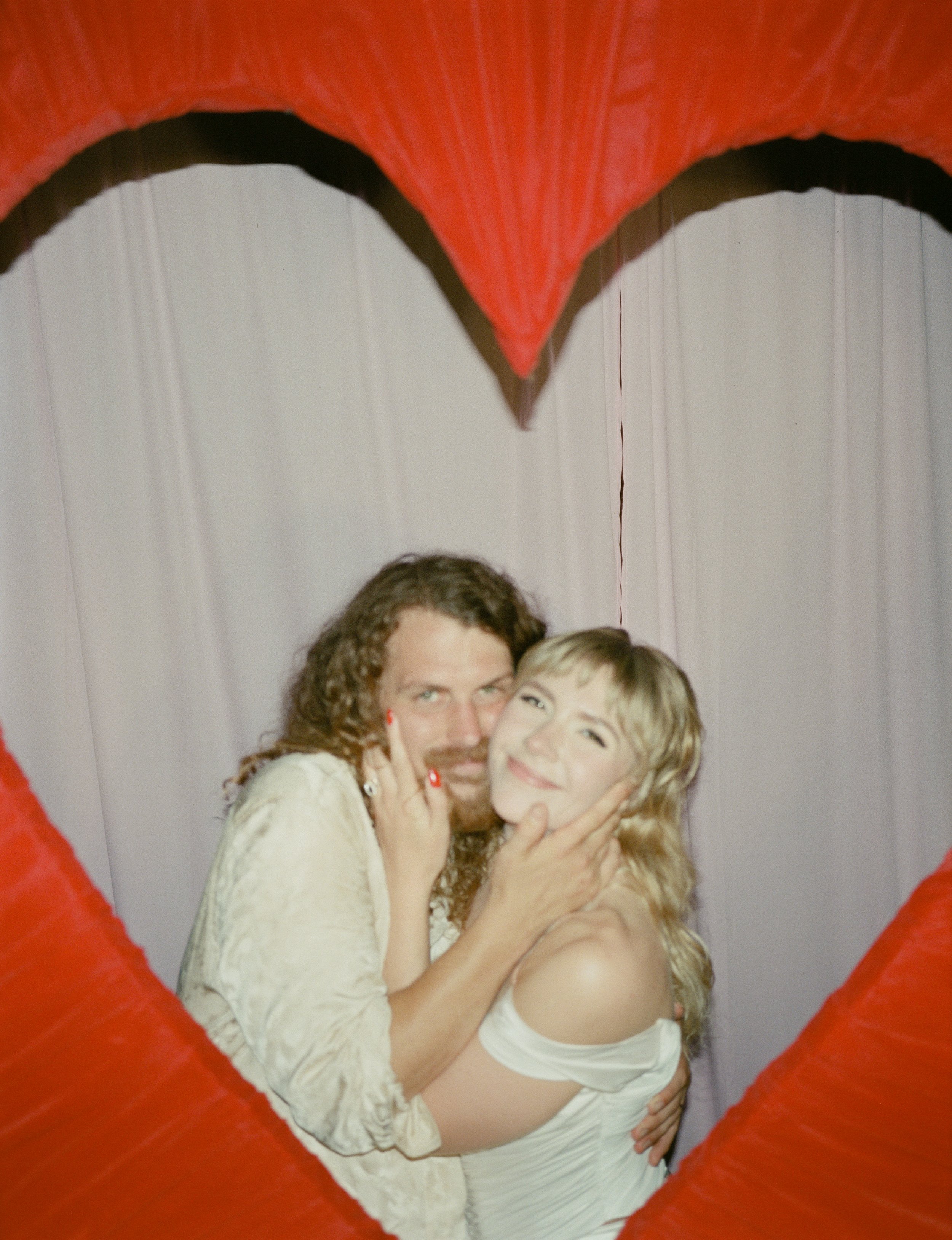 wedding-couple-love-heart.jpg