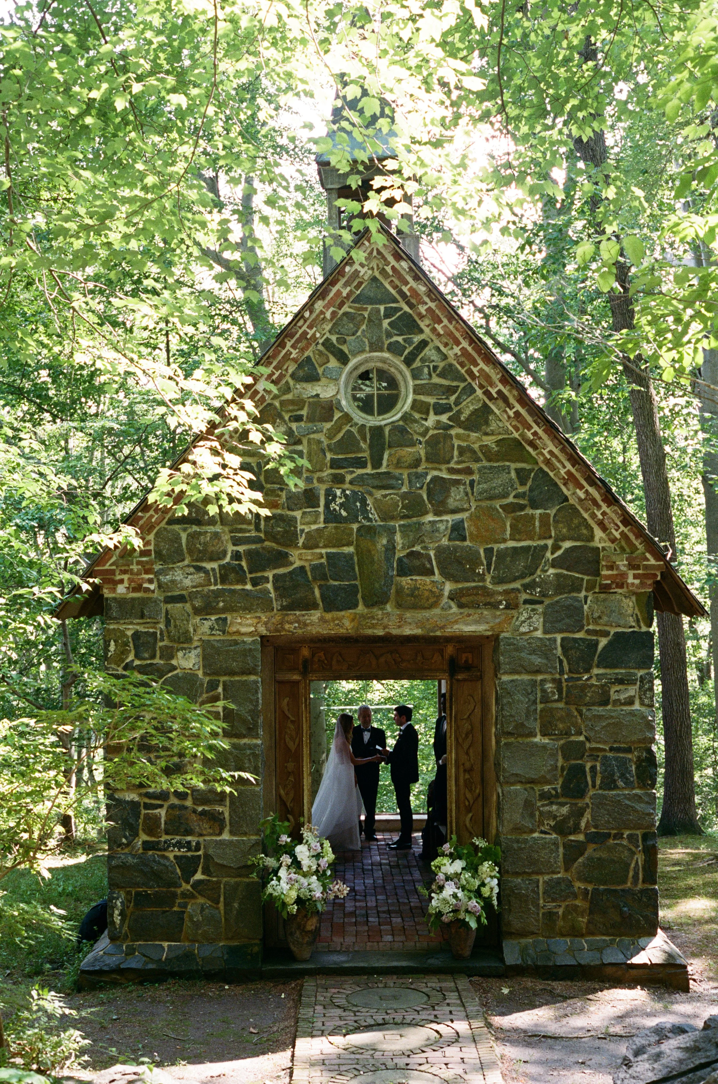 wedding-ceremony-church-detail.jpg
