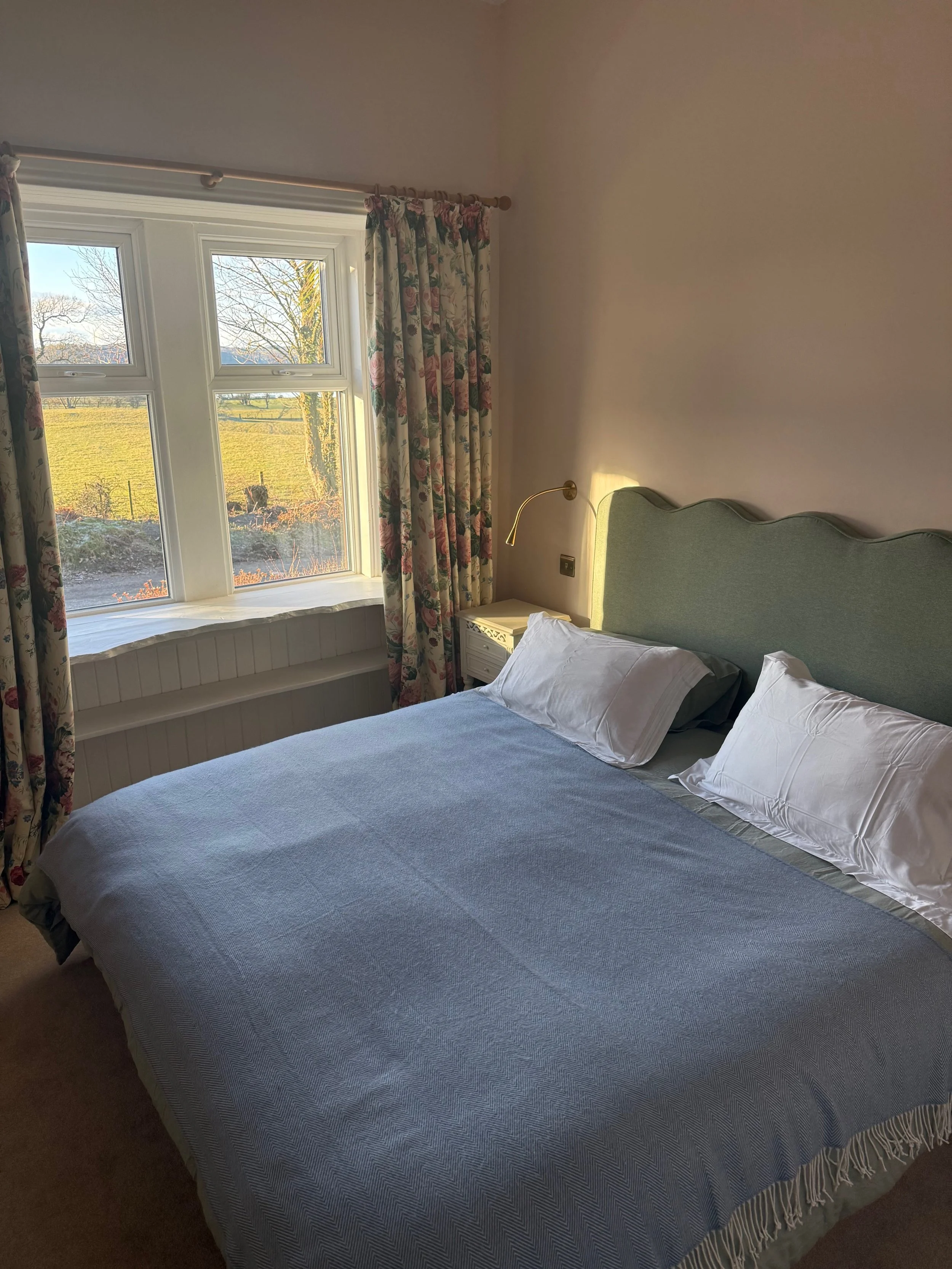 Double Bedroom- Seaview