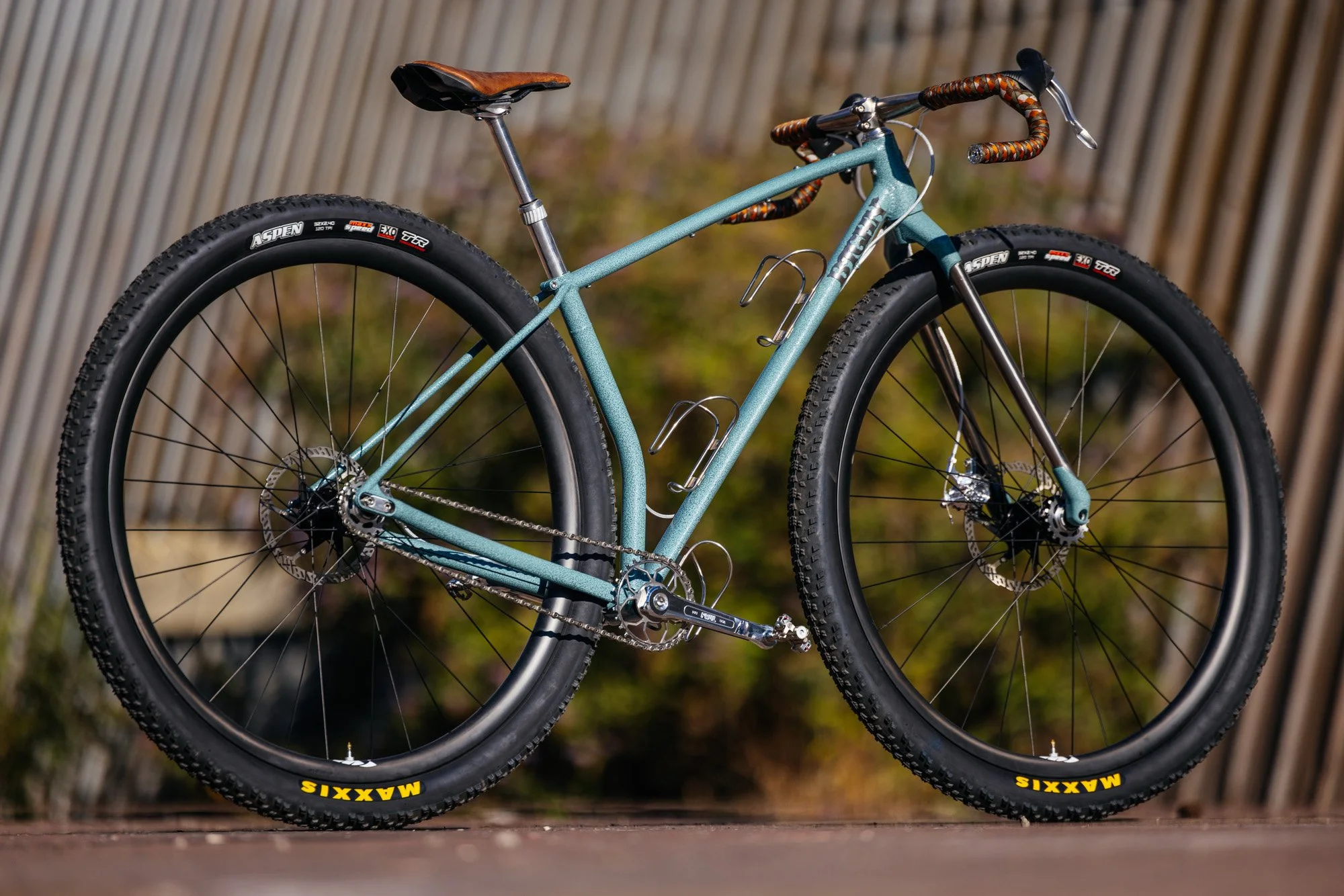 2025-Made-Bike-Show-Btchn-Lonesome-Dove-32er-2.jpeg
