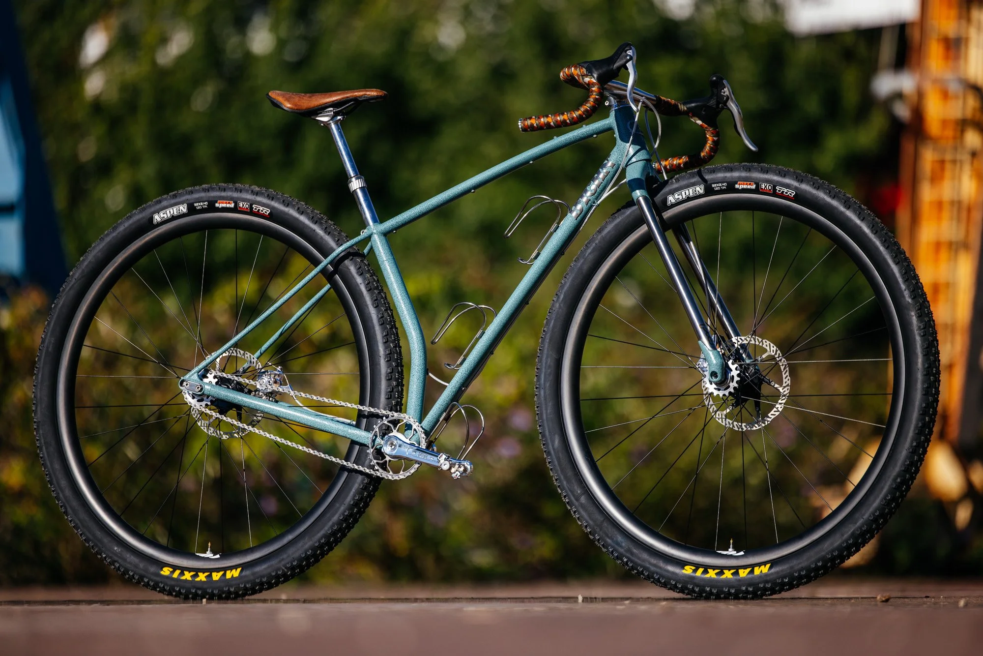 2025-Made-Bike-Show-Btchn-Lonesome-Dove-32er-3.jpeg
