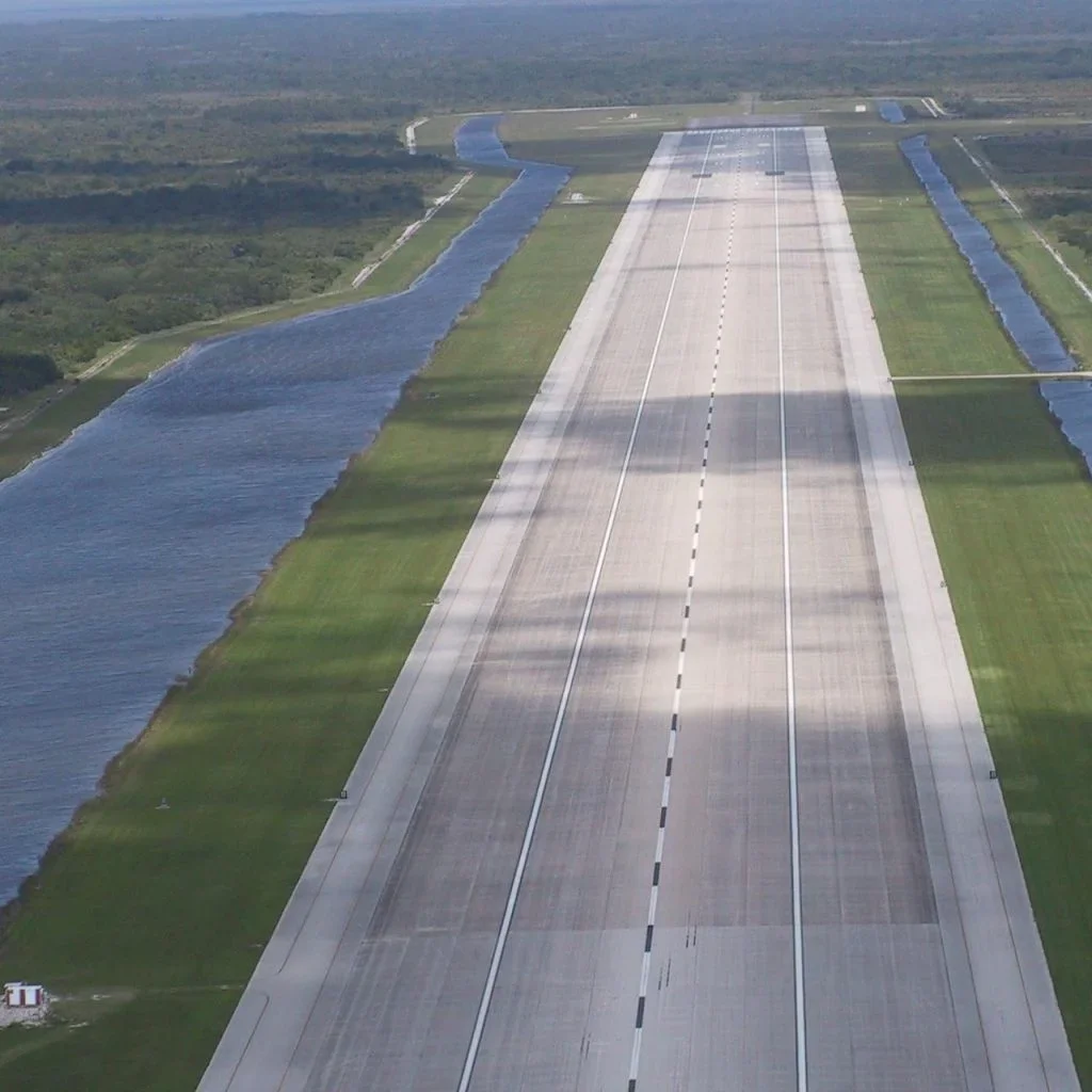 We are taking the kid, how long is the landing strip?