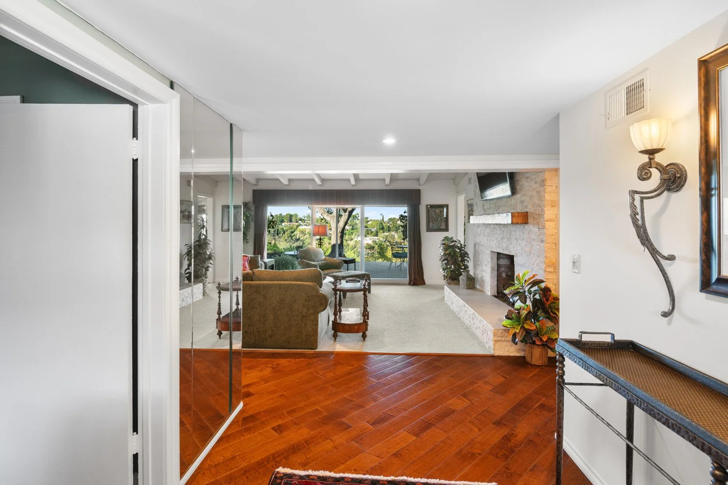 15570 Briarwood 7.jpg
