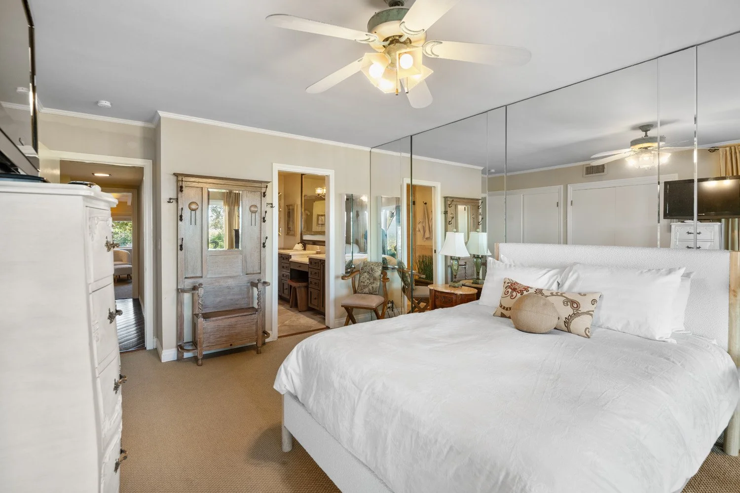 15570 Briarwood 41.jpg