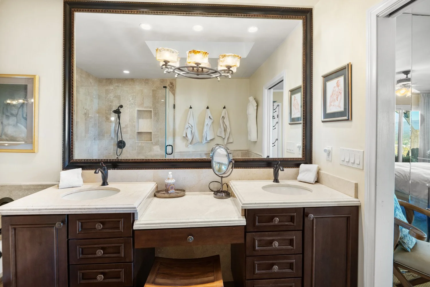 15570 Briarwood 45.jpg