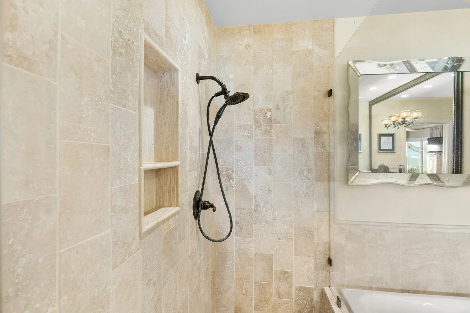 15570 Briarwood 46.jpg