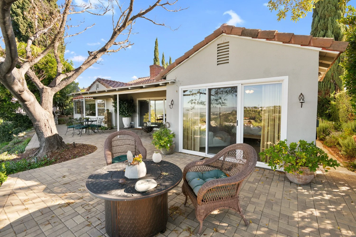 15570 Briarwood 48.jpg