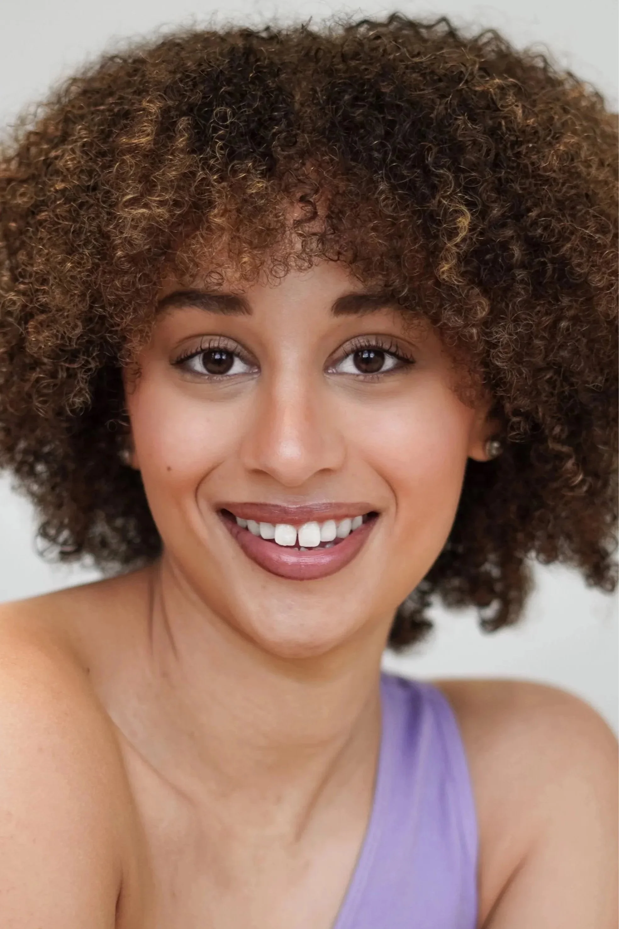 SIENNA%252BHEADSHOTS%252BSKYE%252BROUND%252B-3.jpg