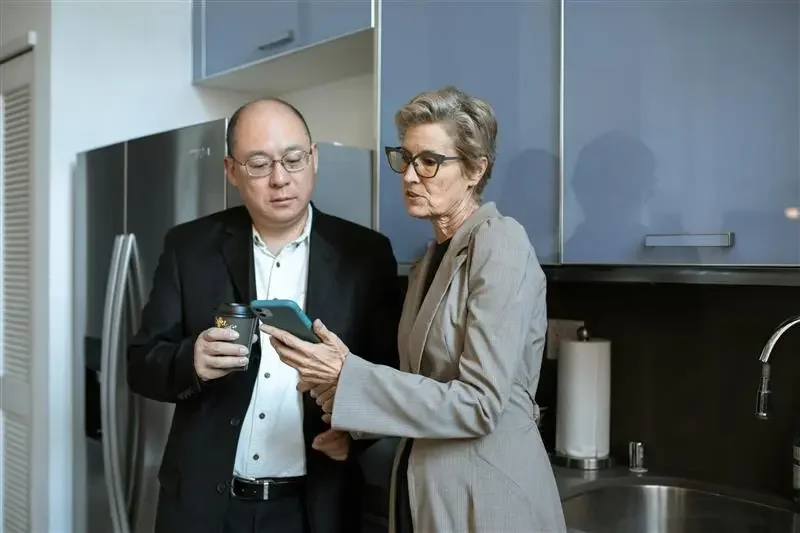 How Business Owners Can Act Strategically in Today's Real Estate Market