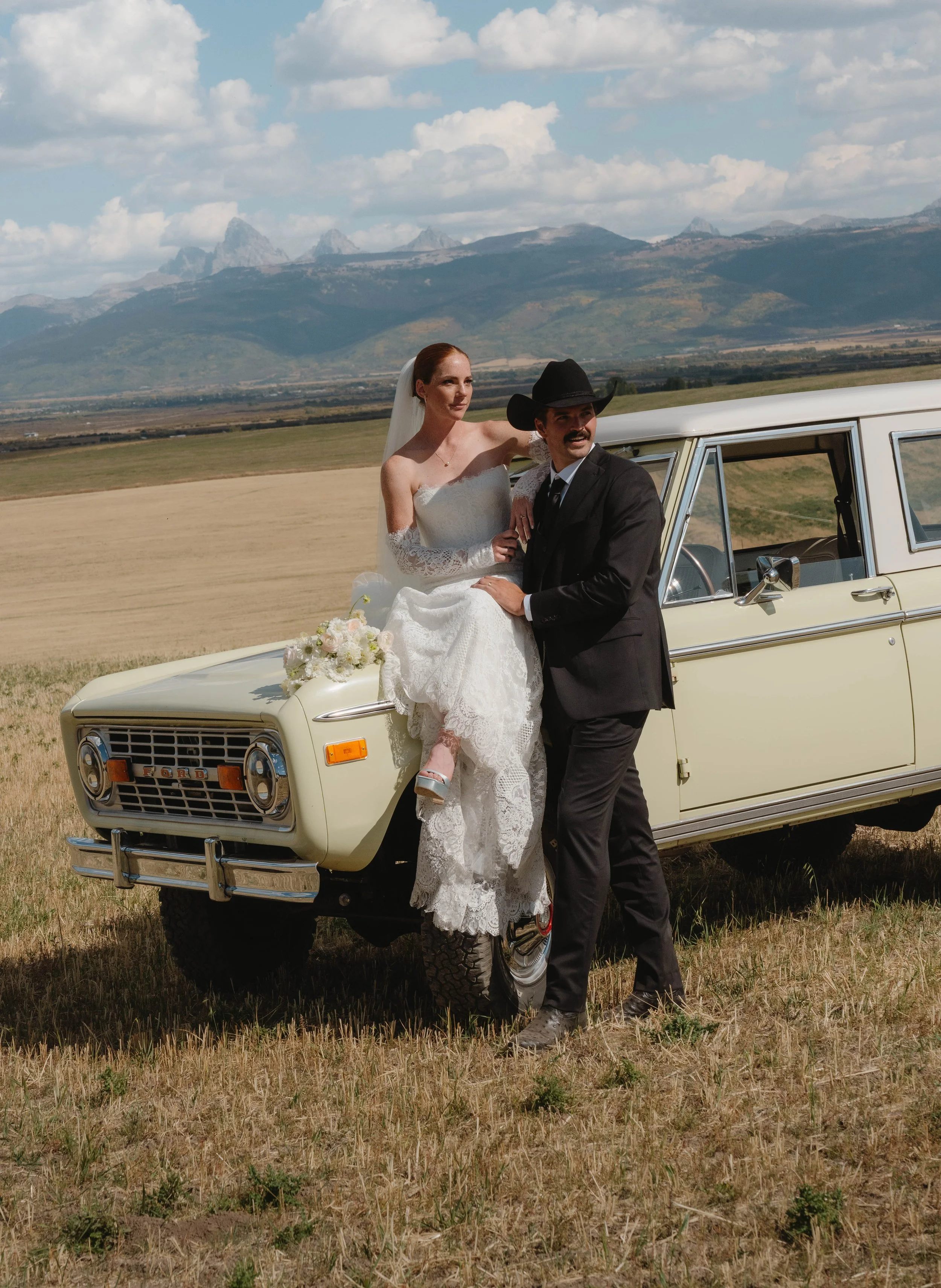 A Mountain Love Story: M&amp;M’s Wedding at Edelweiss Ranch