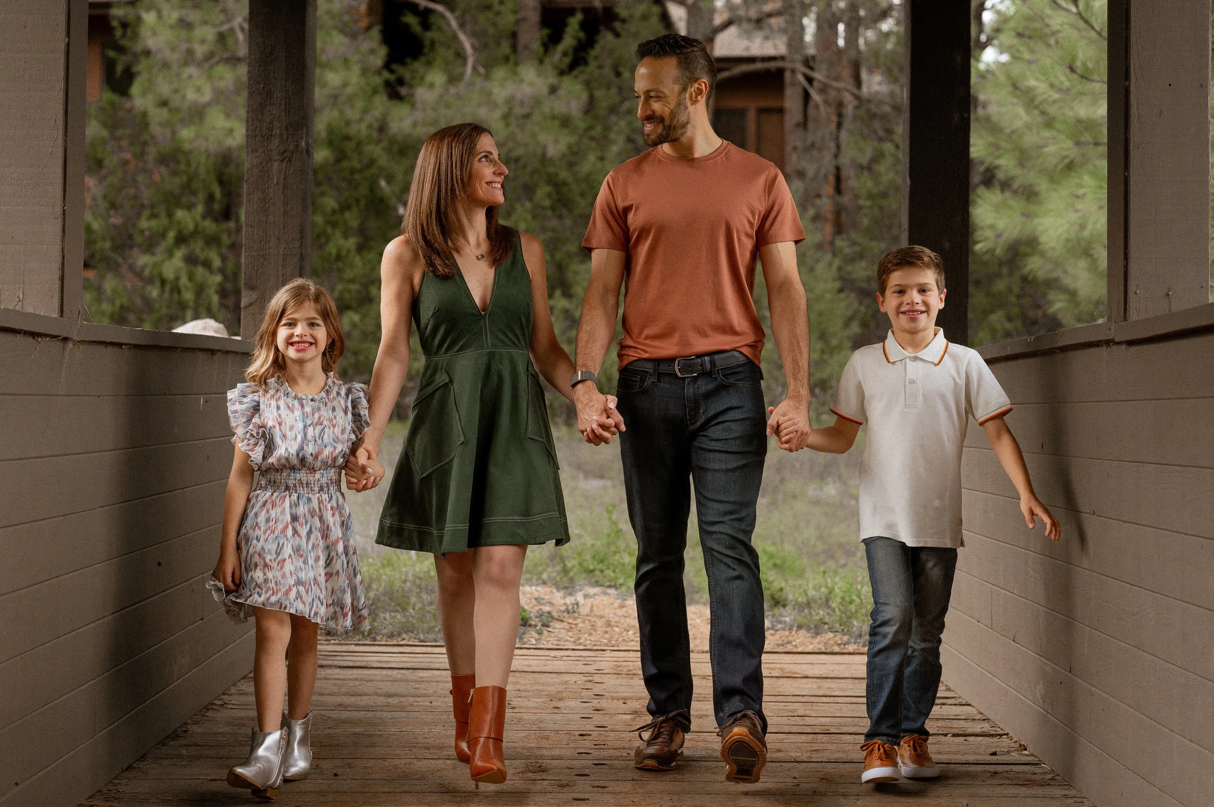 Dian's Family Photos-02_21_bic.jpg