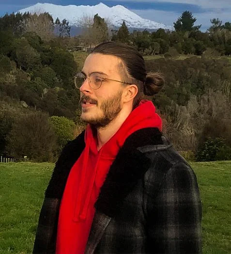 Nash Bijoux, Social Media Specialist