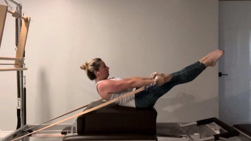 I get asked all the time, "Why classical pilates?" 

1. I love the challenge of the method
2. So fun to move from apparatus to apparatus to try &amp; test myself
3. I never get bored
#classicalpilatesinstructor 
#classicalpilatesapprentice
