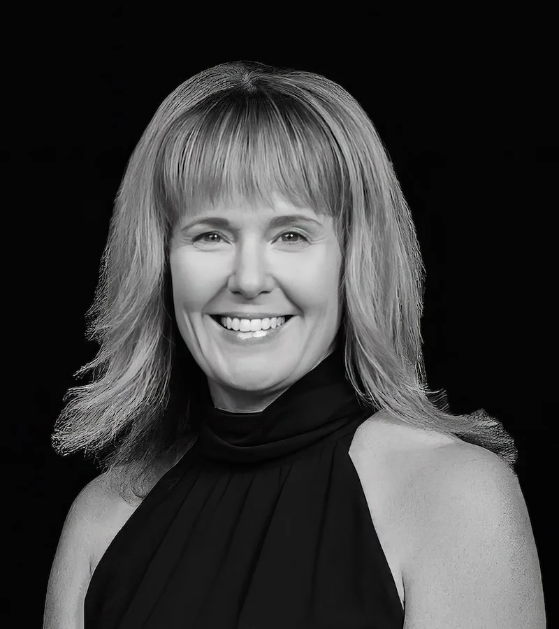 Headshot of Jennifer Mondoux, CEO and Managing Partner of MondouxRollins Partners Inc., and the Chair and Founder of Canada’s Best Private Boards. She sits on the Voting Committee as a non-voting chair.