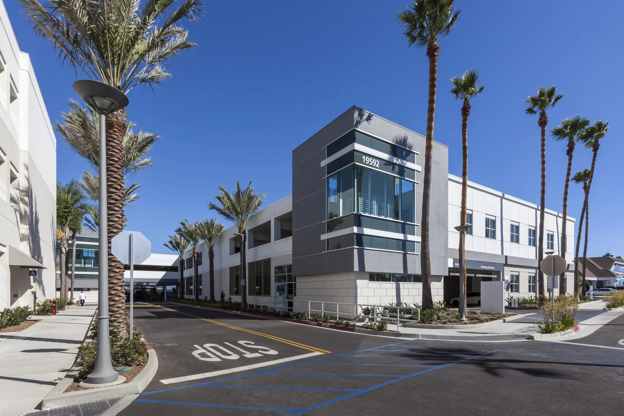 Hoag Health Center Parking Structure corner