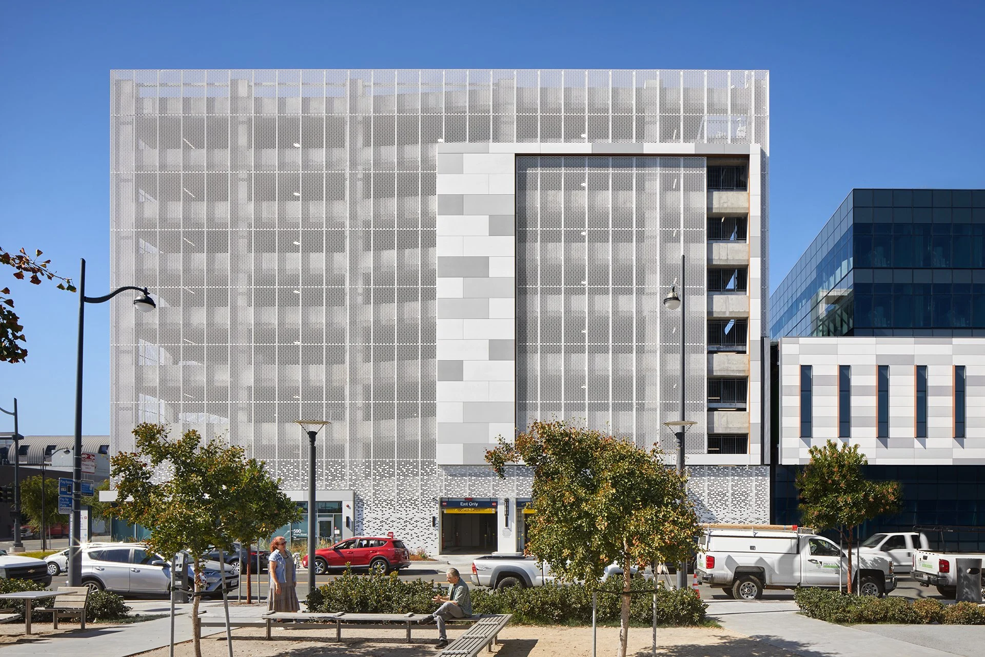 UCSF Block 34 Parking Structure side view