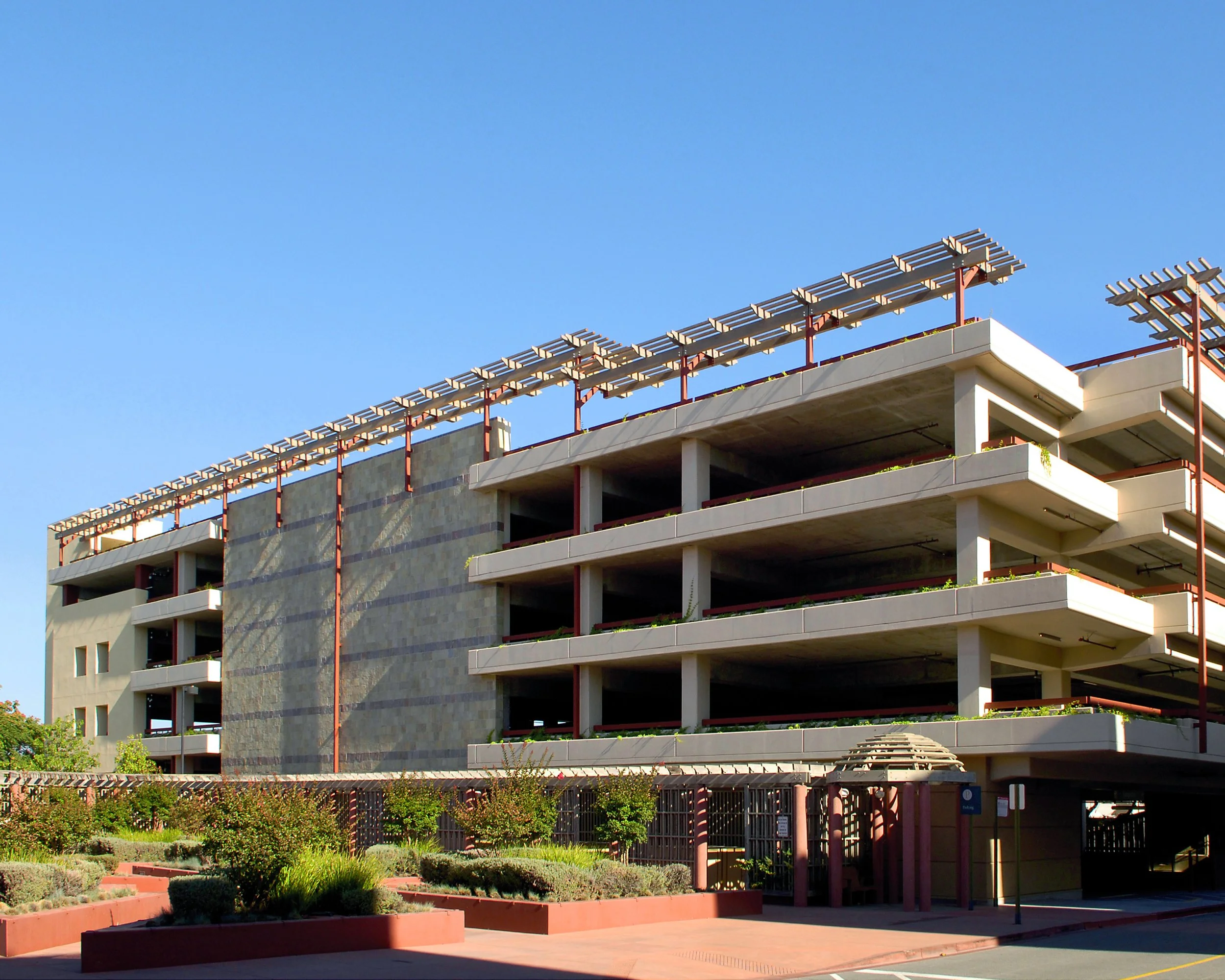 Palo Alto Center Parking Structure side view