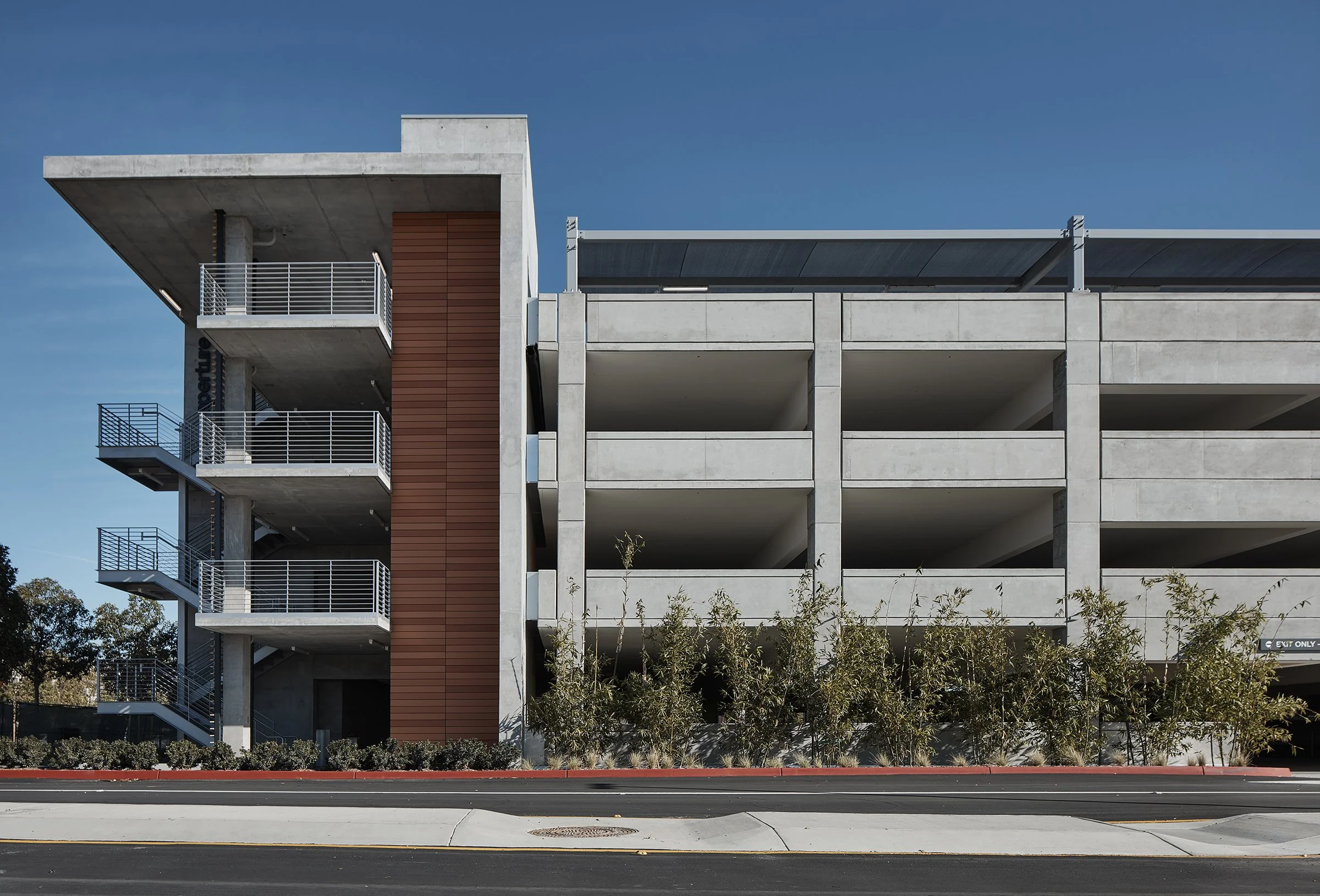 Aperture Del Parking Structure view