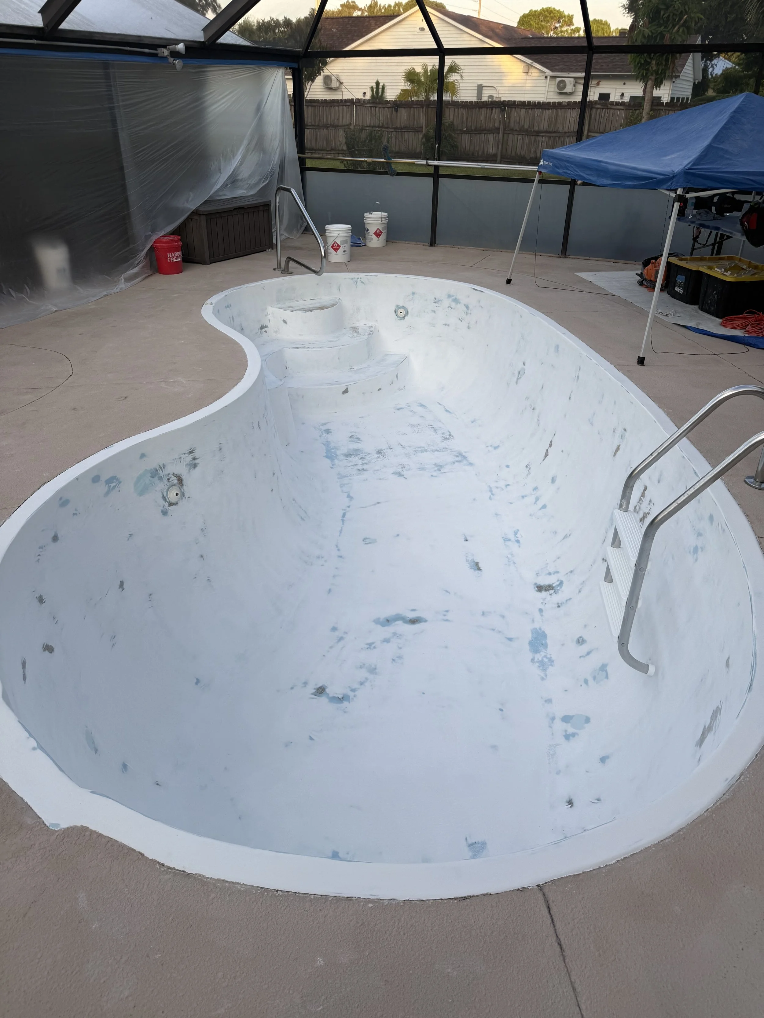 Fiberglass Swimming Pool Resurfacing